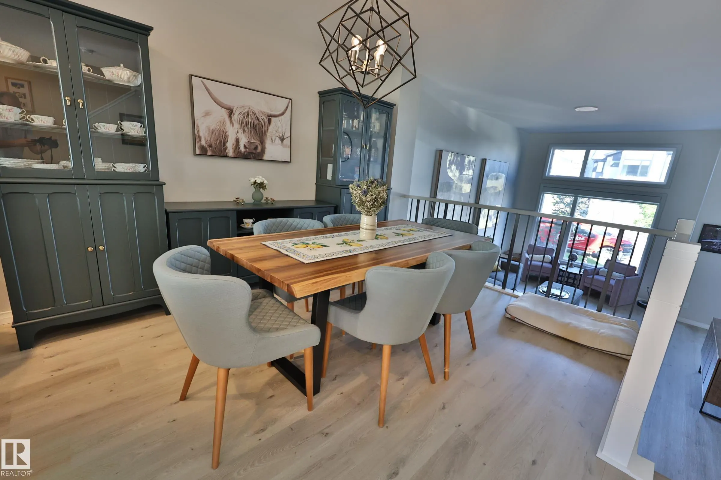 30 NETTLE Crescent