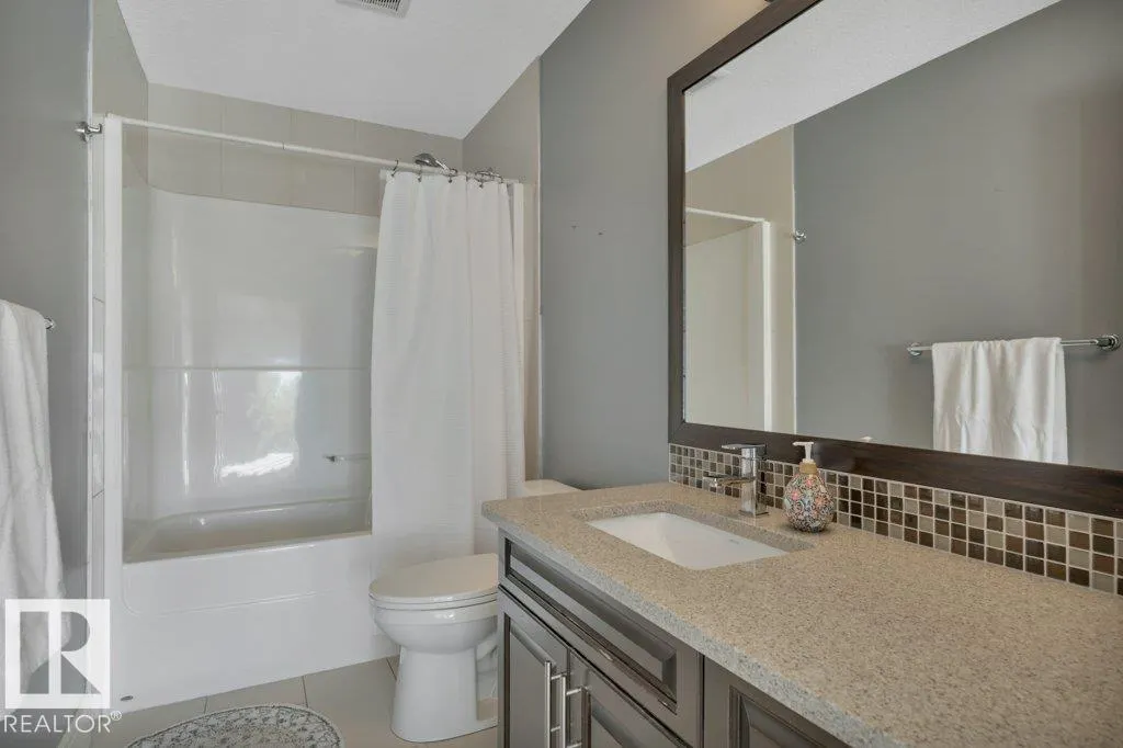 14 SIENNA Gate