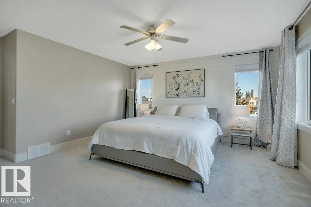 14 SIENNA Gate