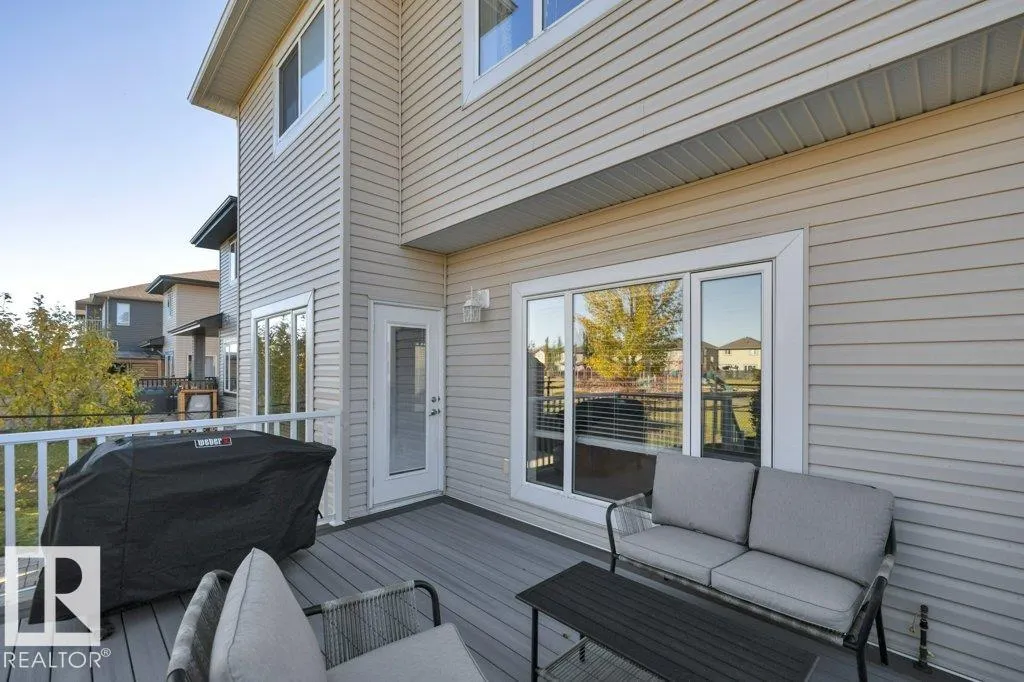 14 SIENNA Gate