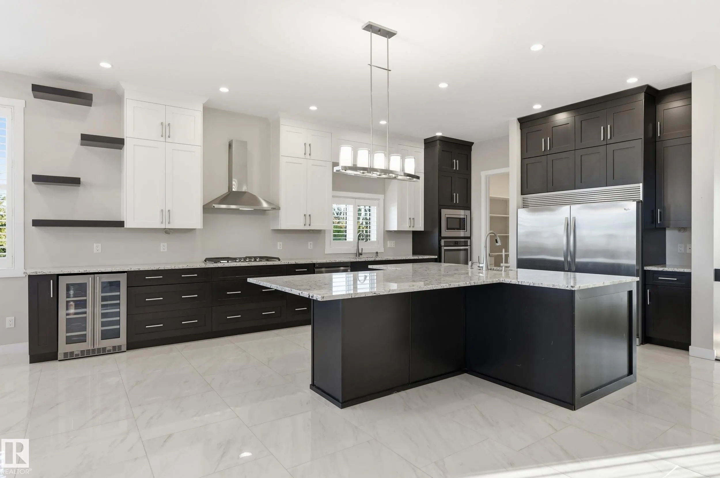 Tuscano Close
