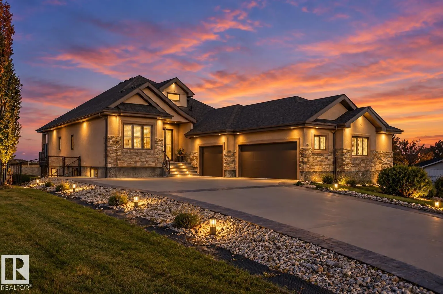 Tuscano Close