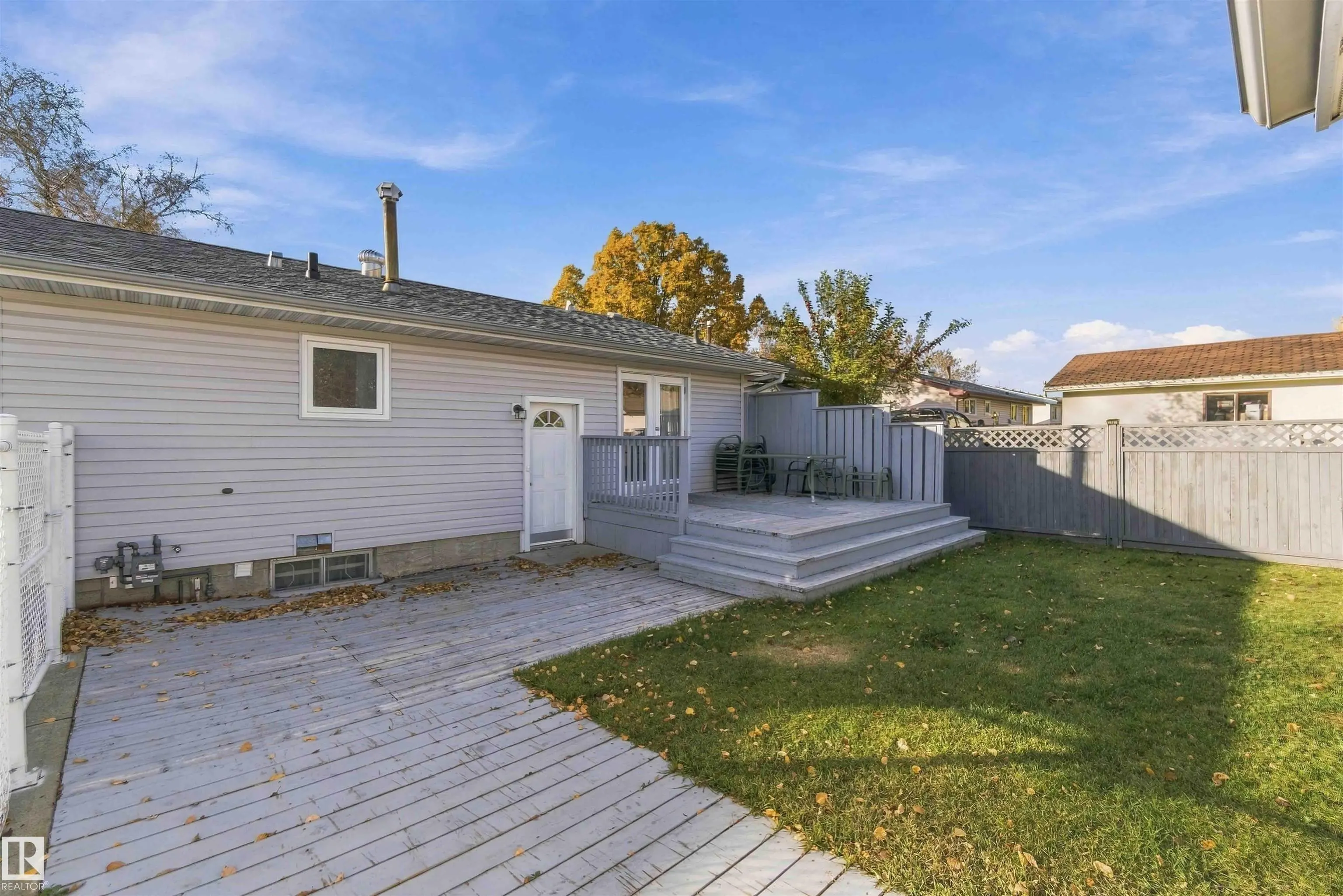 59 ROSEWOOD Drive