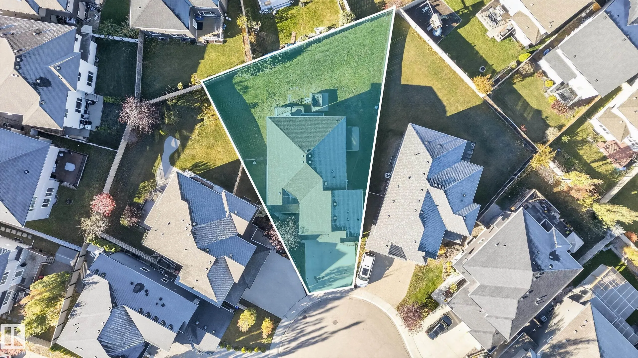 2433 ASHCRAFT Crescent