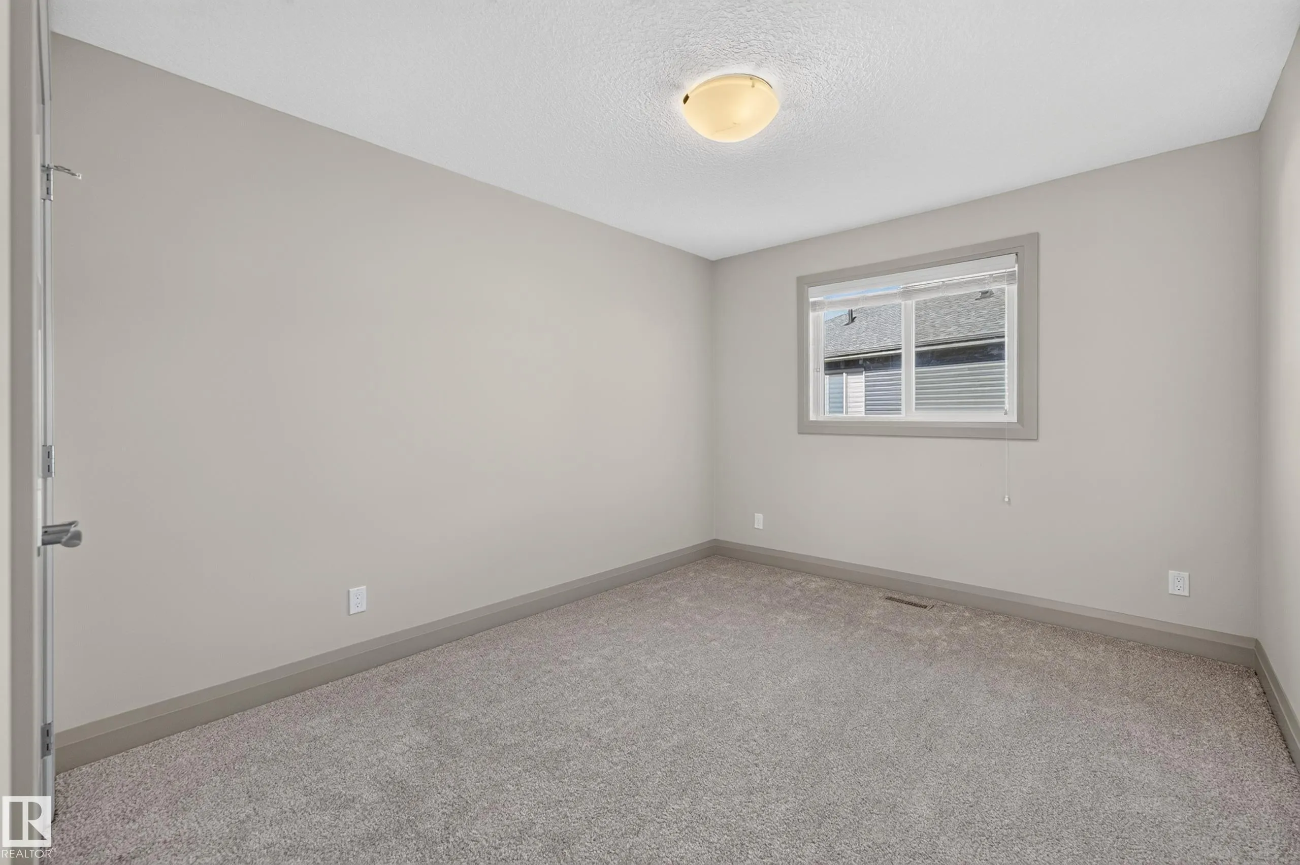 2433 ASHCRAFT Crescent