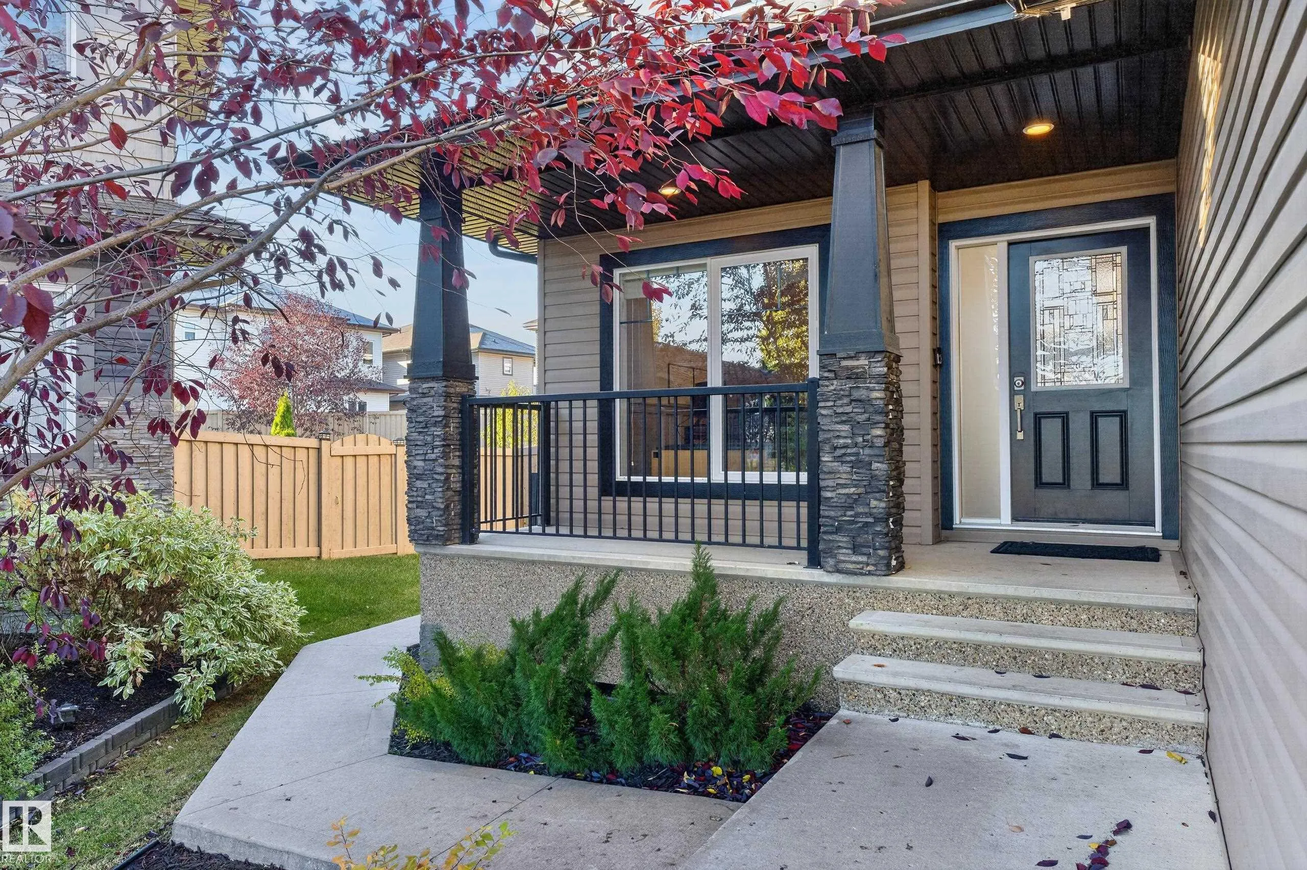 2433 ASHCRAFT Crescent