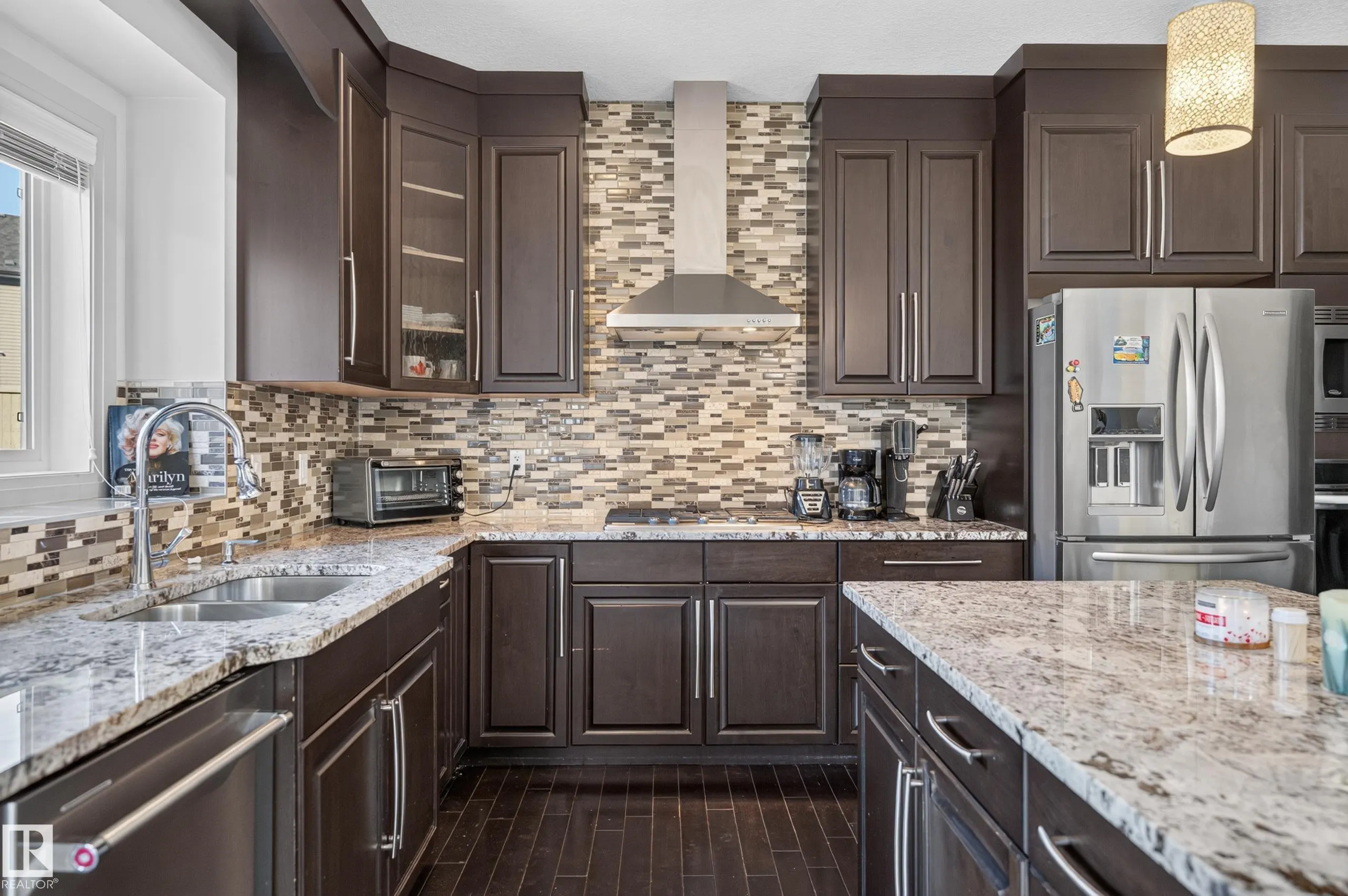 2433 ASHCRAFT Crescent