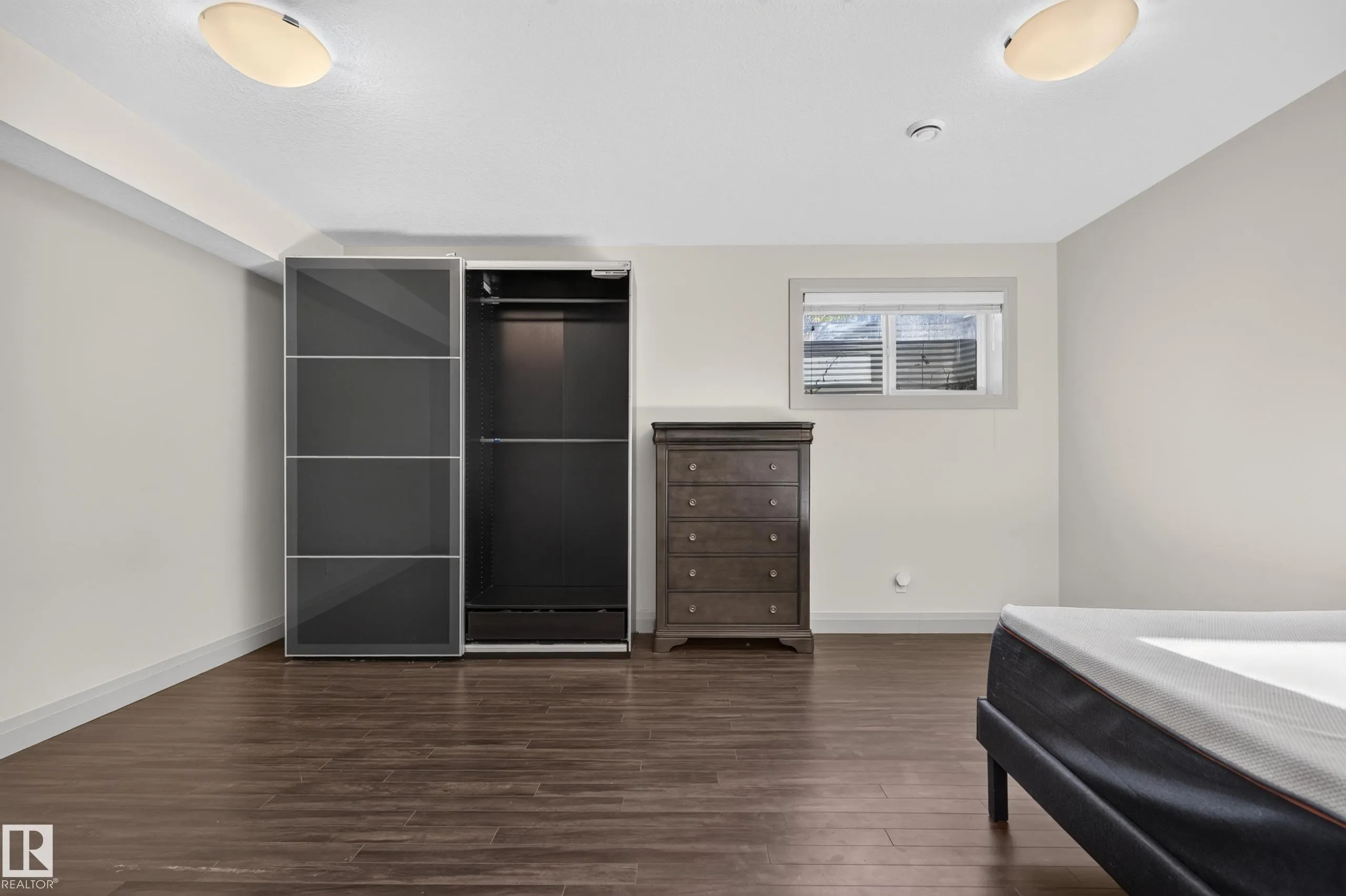 2433 ASHCRAFT Crescent