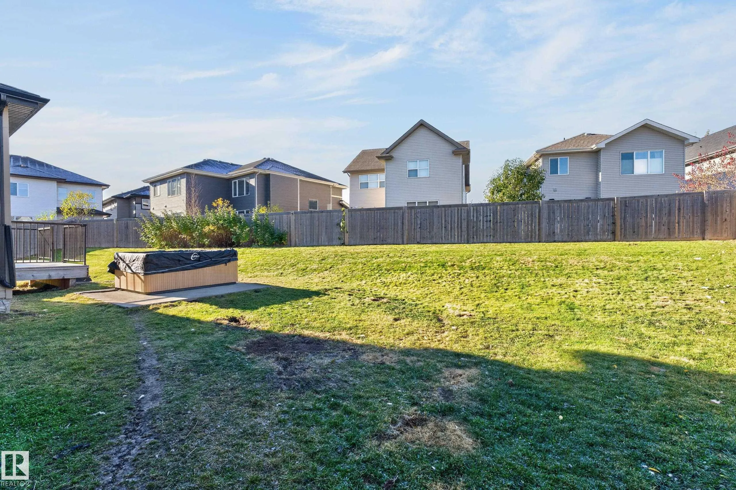2433 ASHCRAFT Crescent