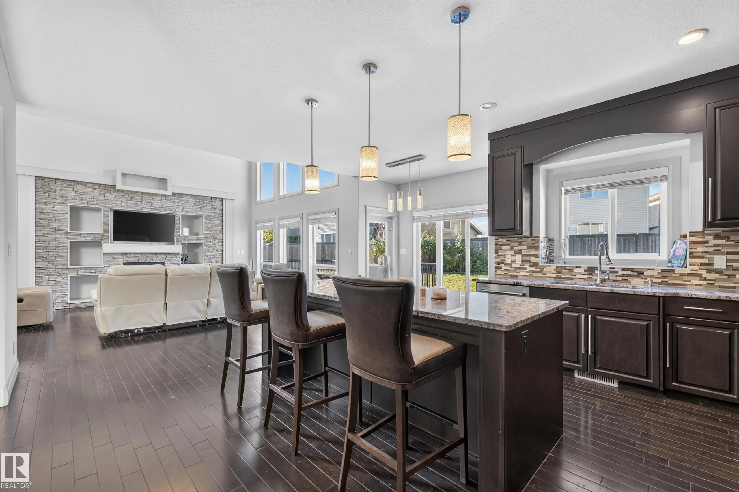 2433 ASHCRAFT Crescent