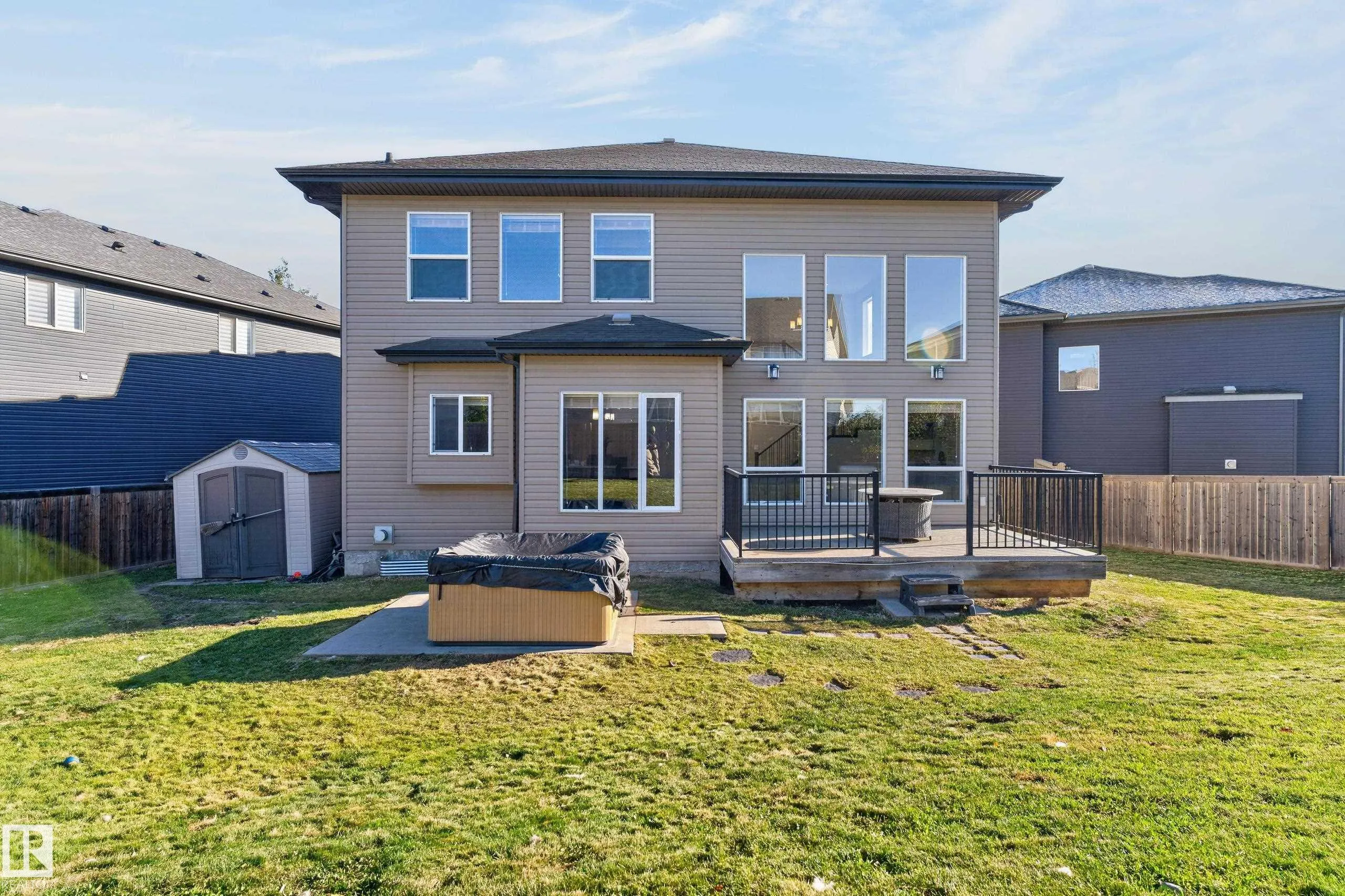 2433 ASHCRAFT Crescent