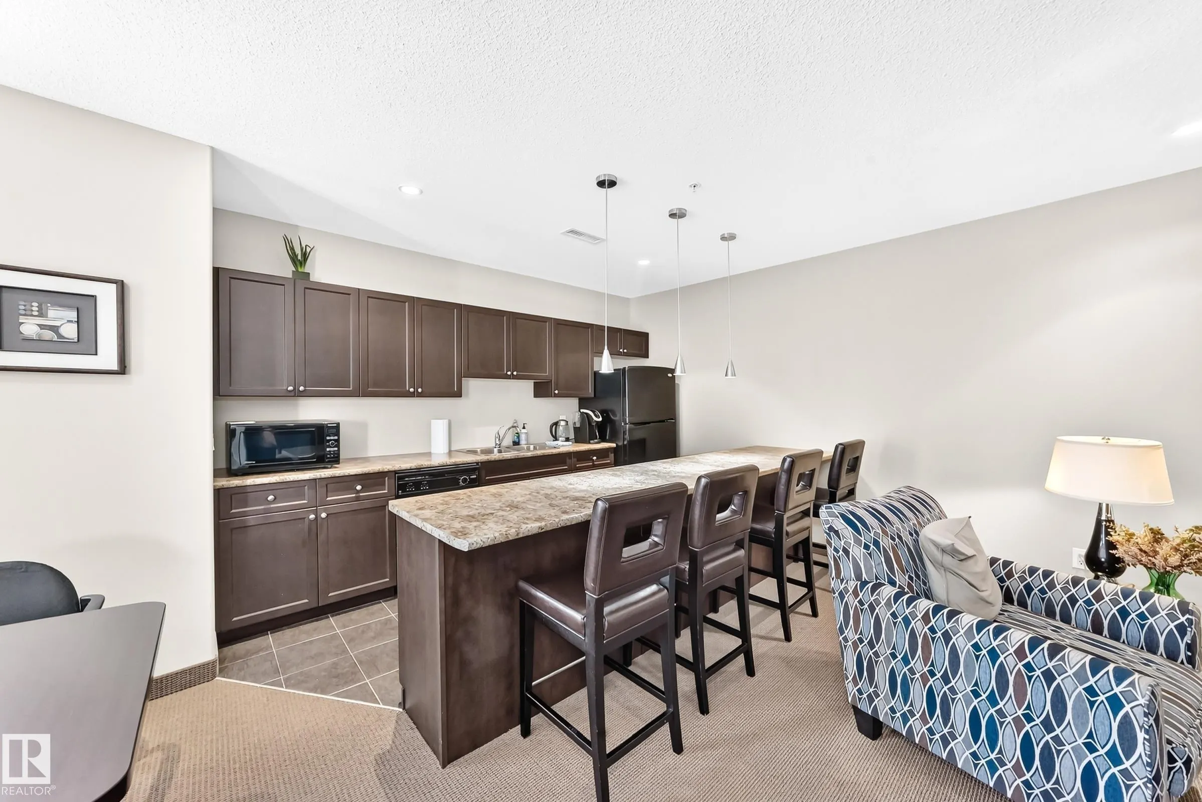 500 PALISADES Way