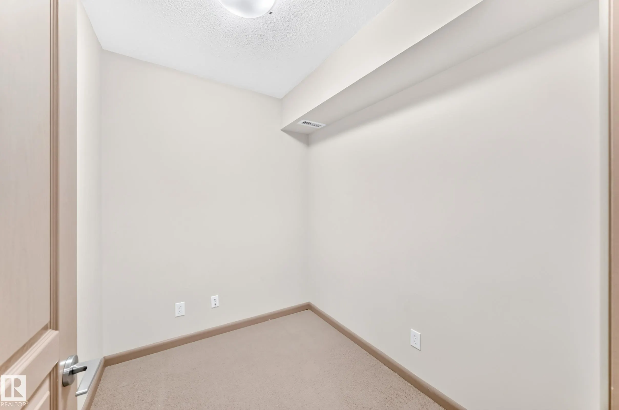 500 PALISADES Way