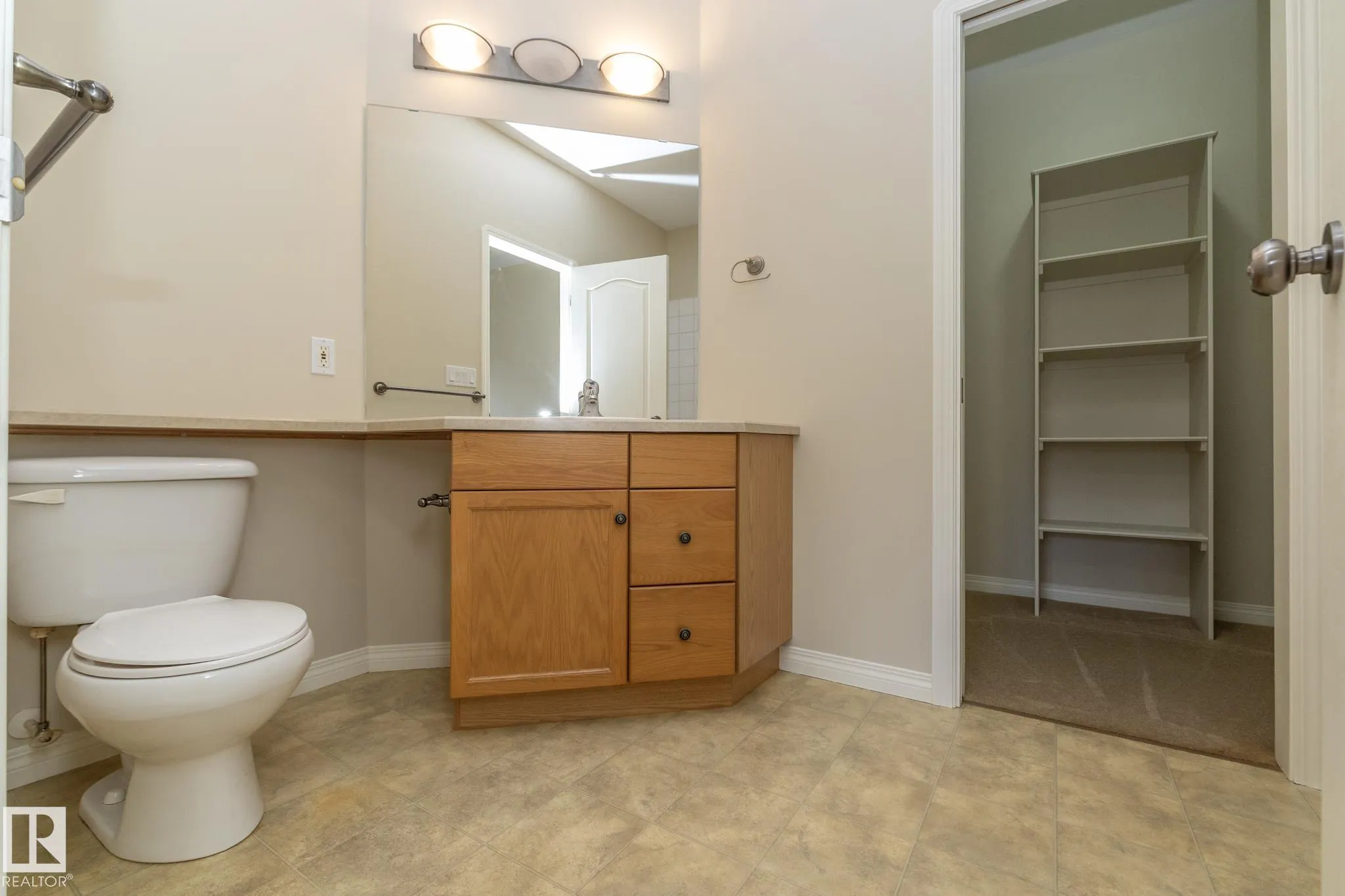 2 BRIARWOOD Village