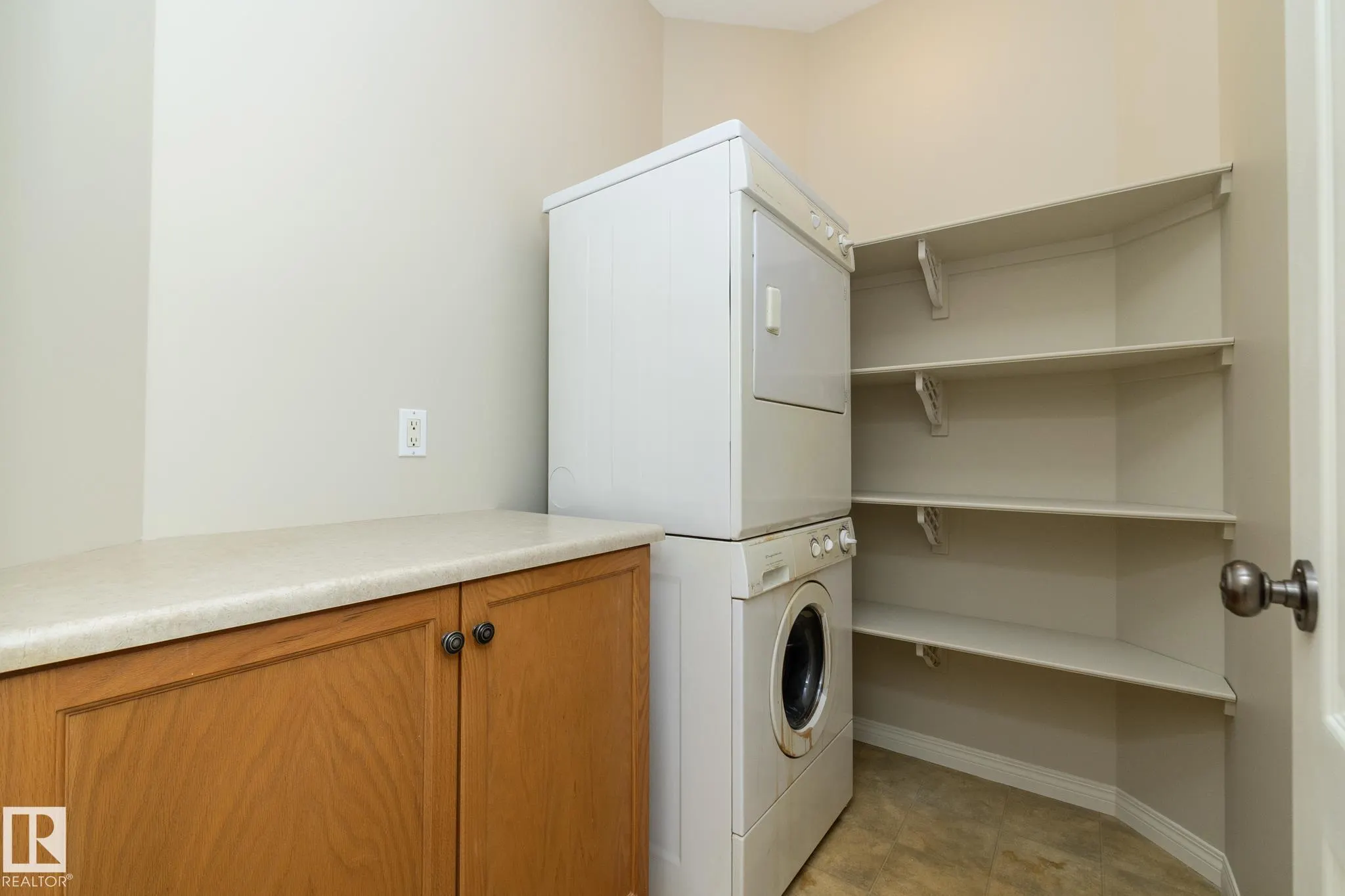 2 BRIARWOOD Village