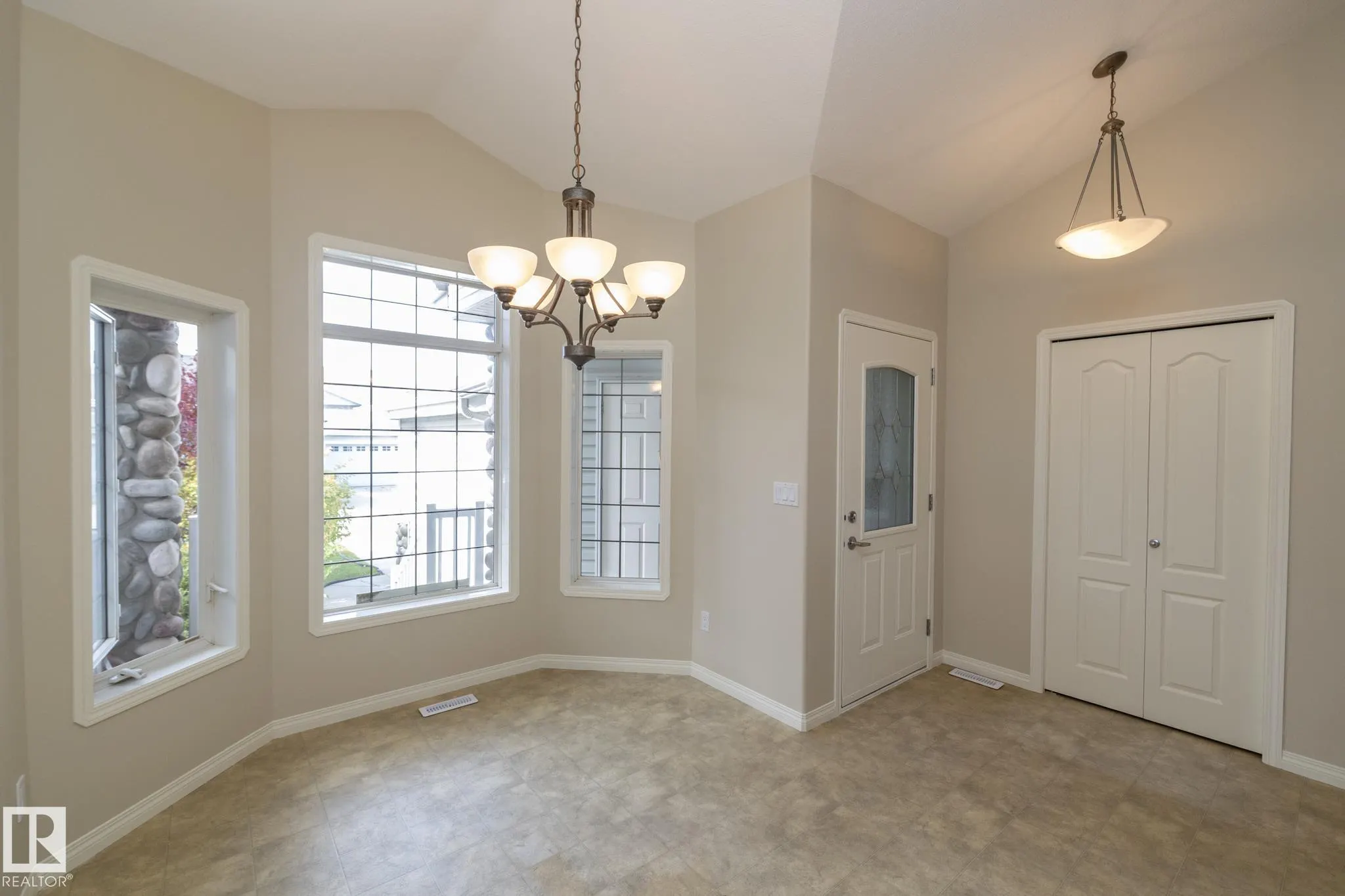 2 BRIARWOOD Village