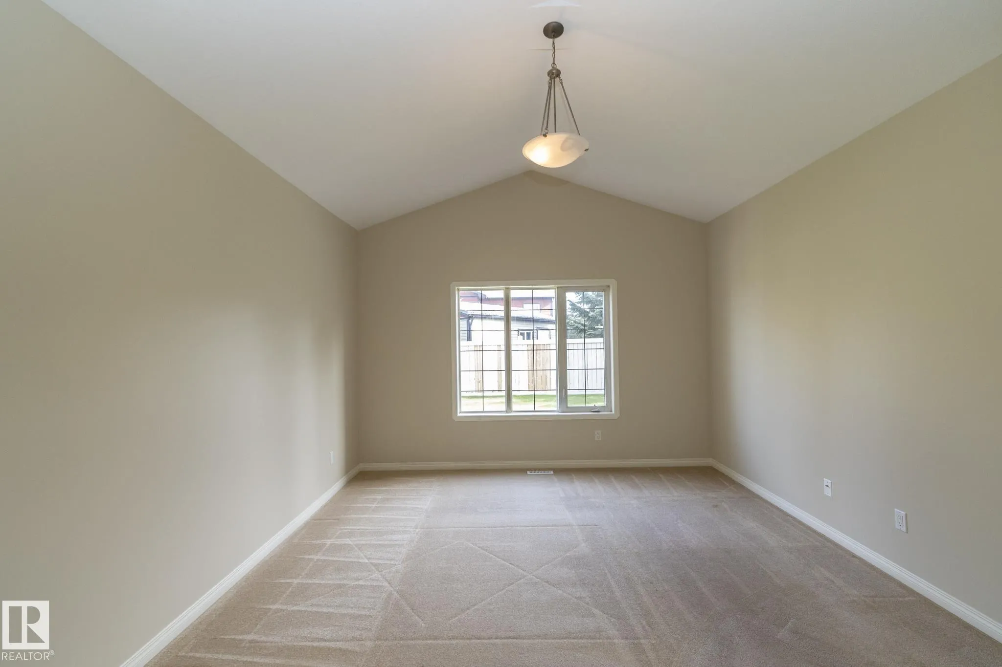 2 BRIARWOOD Village