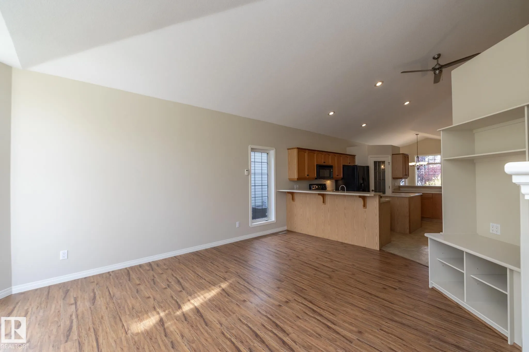 2 BRIARWOOD Village