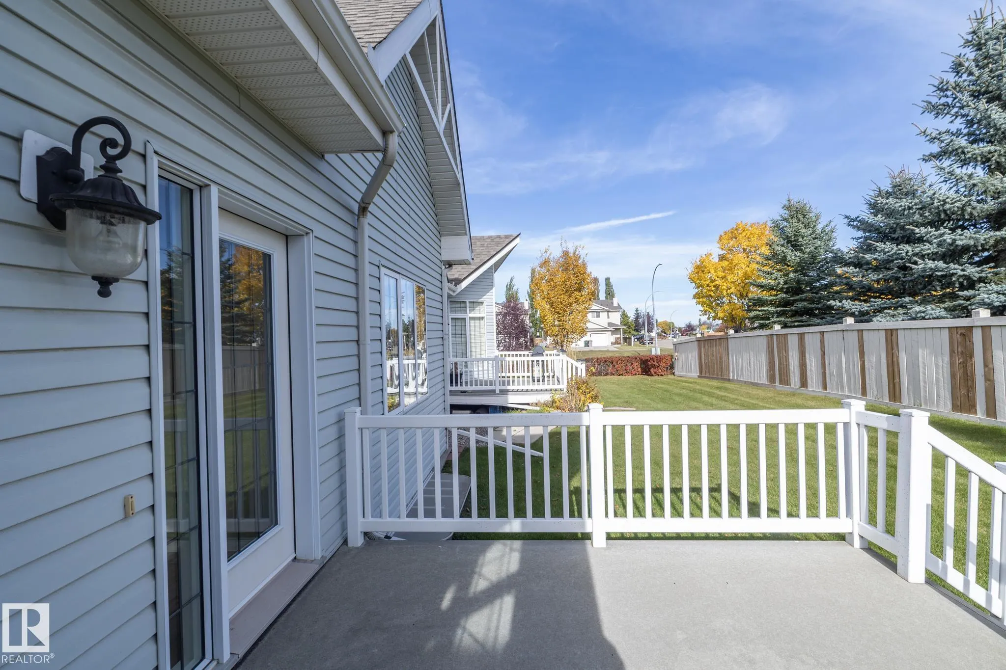 2 BRIARWOOD Village