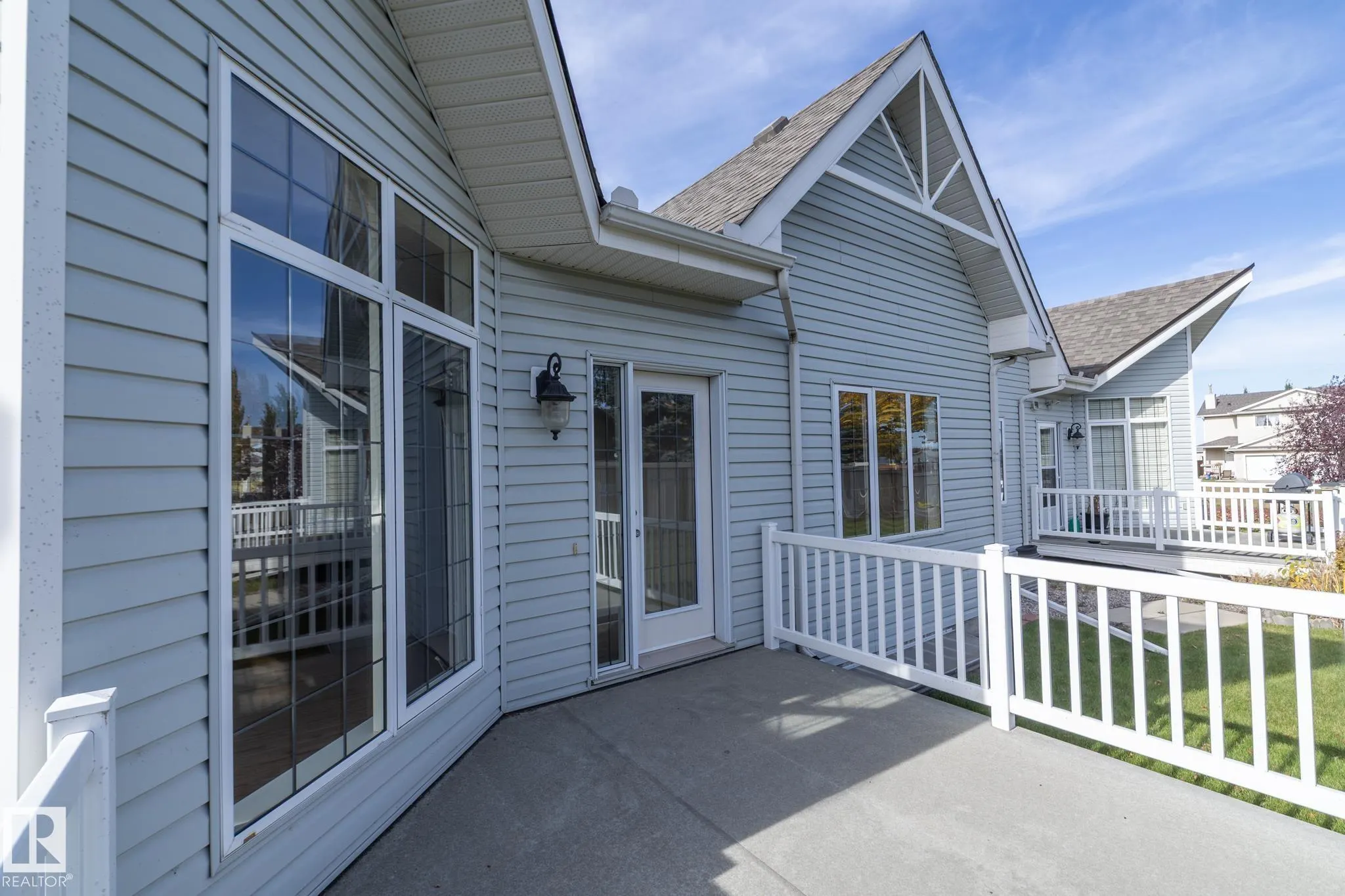 2 BRIARWOOD Village