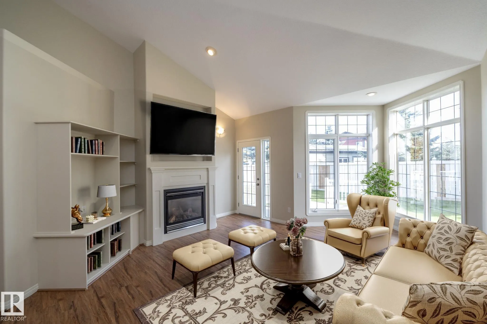 2 BRIARWOOD Village