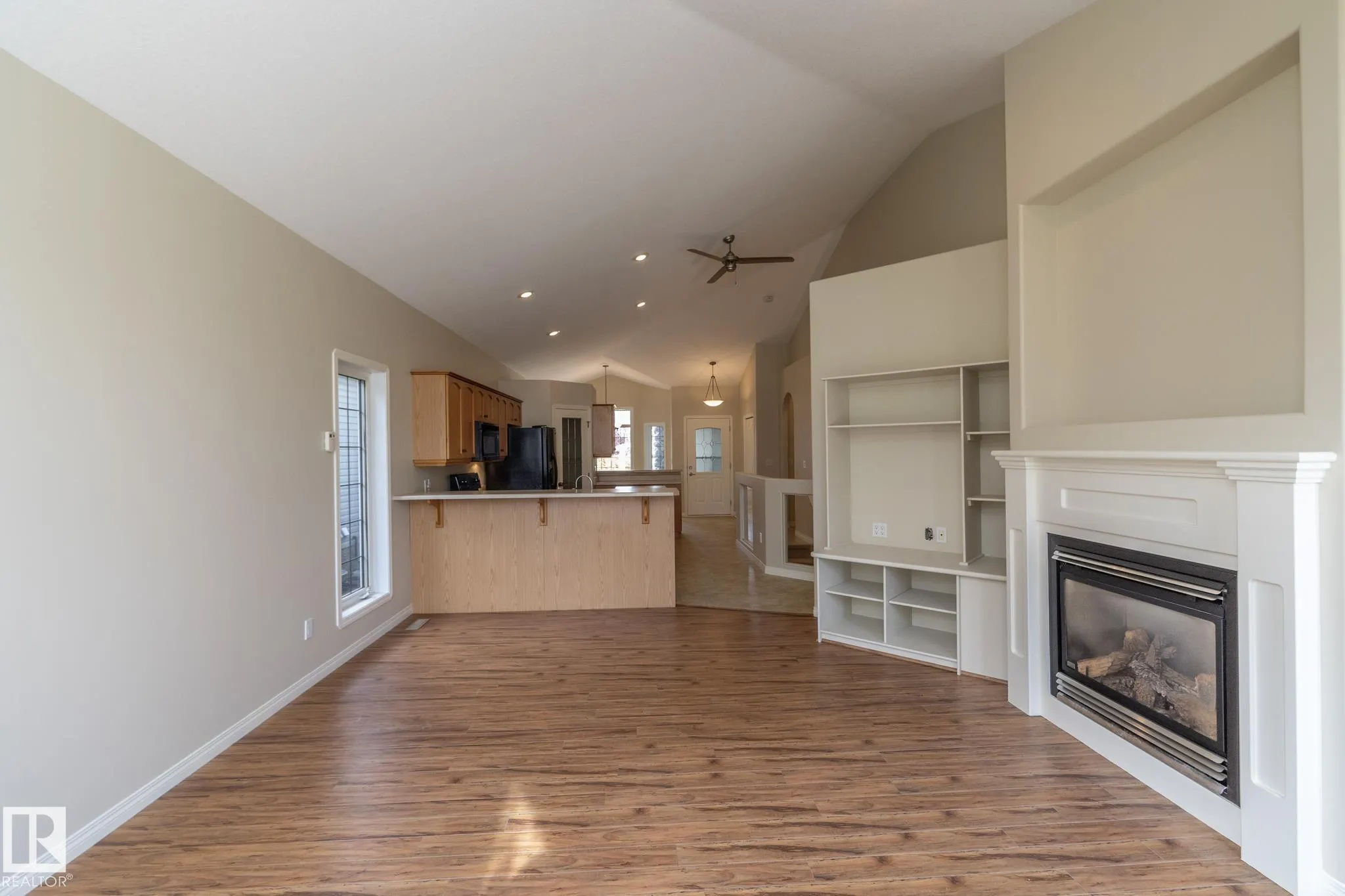 2 BRIARWOOD Village