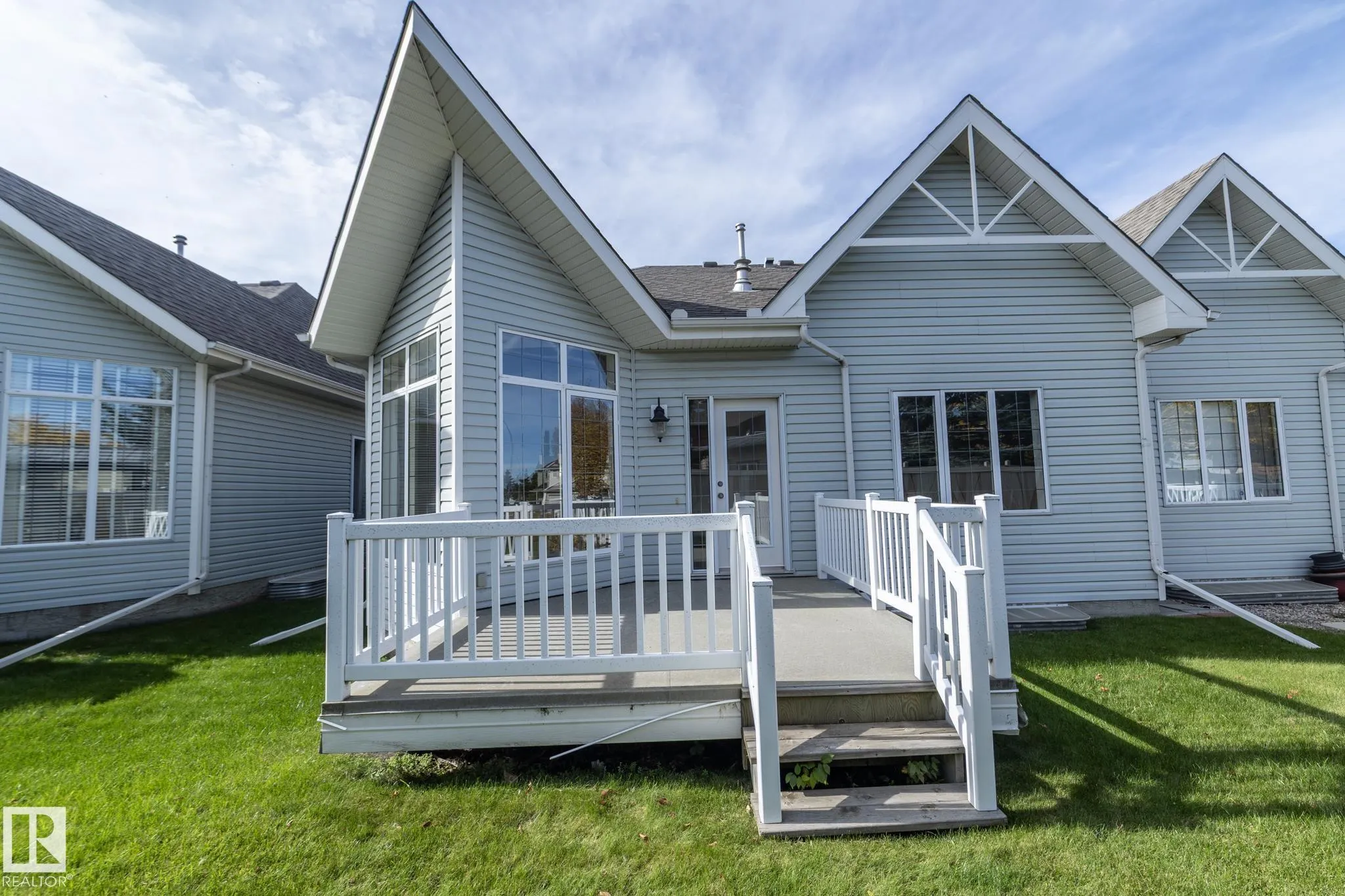 2 BRIARWOOD Village