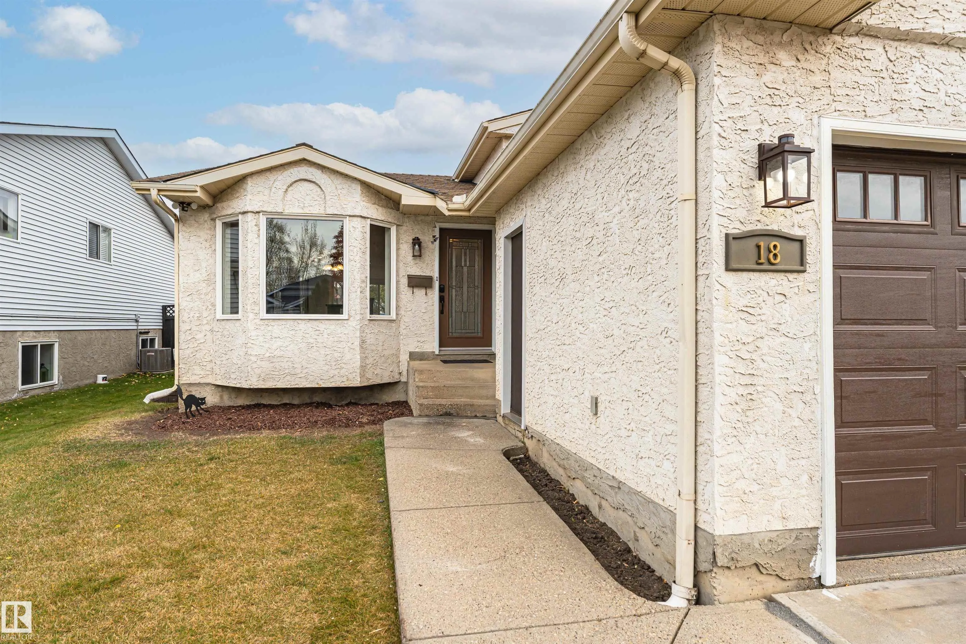 18 ABERDEEN Way