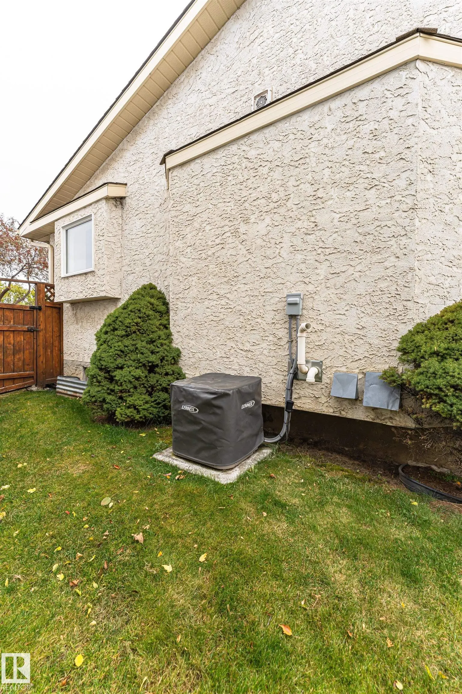 18 ABERDEEN Way