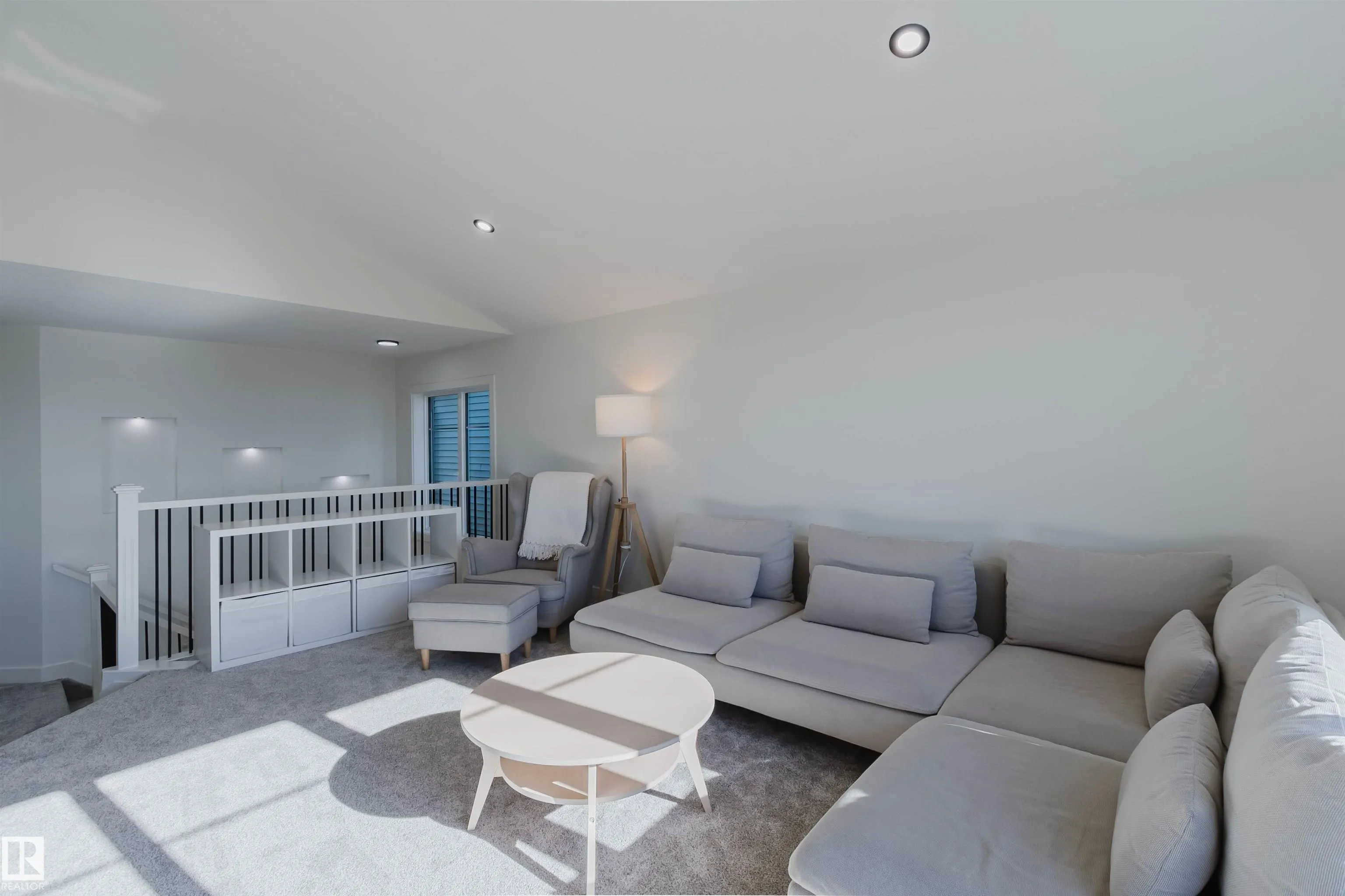 8519 183 AVE