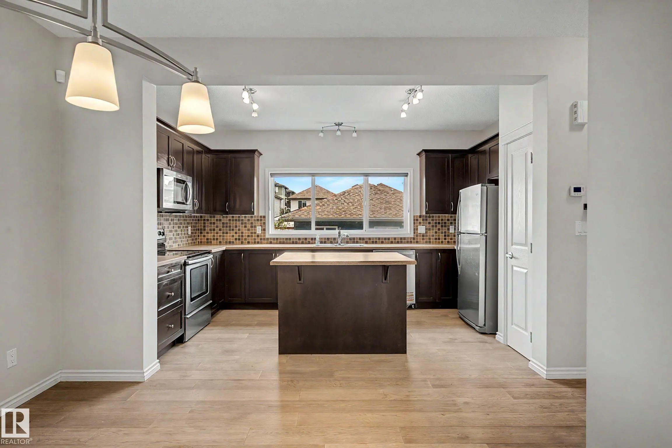 608 MCDONOUGH Link