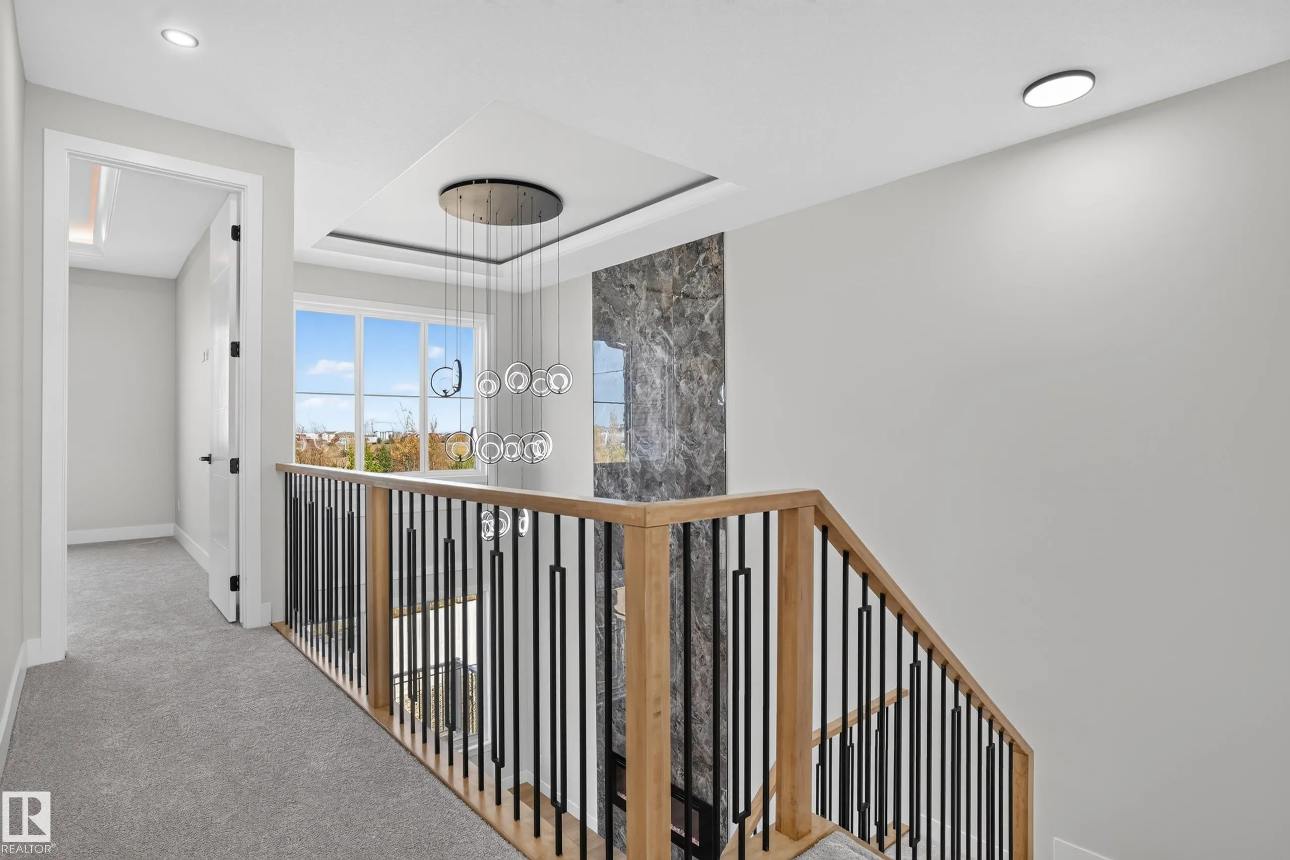 4274 Charles Close