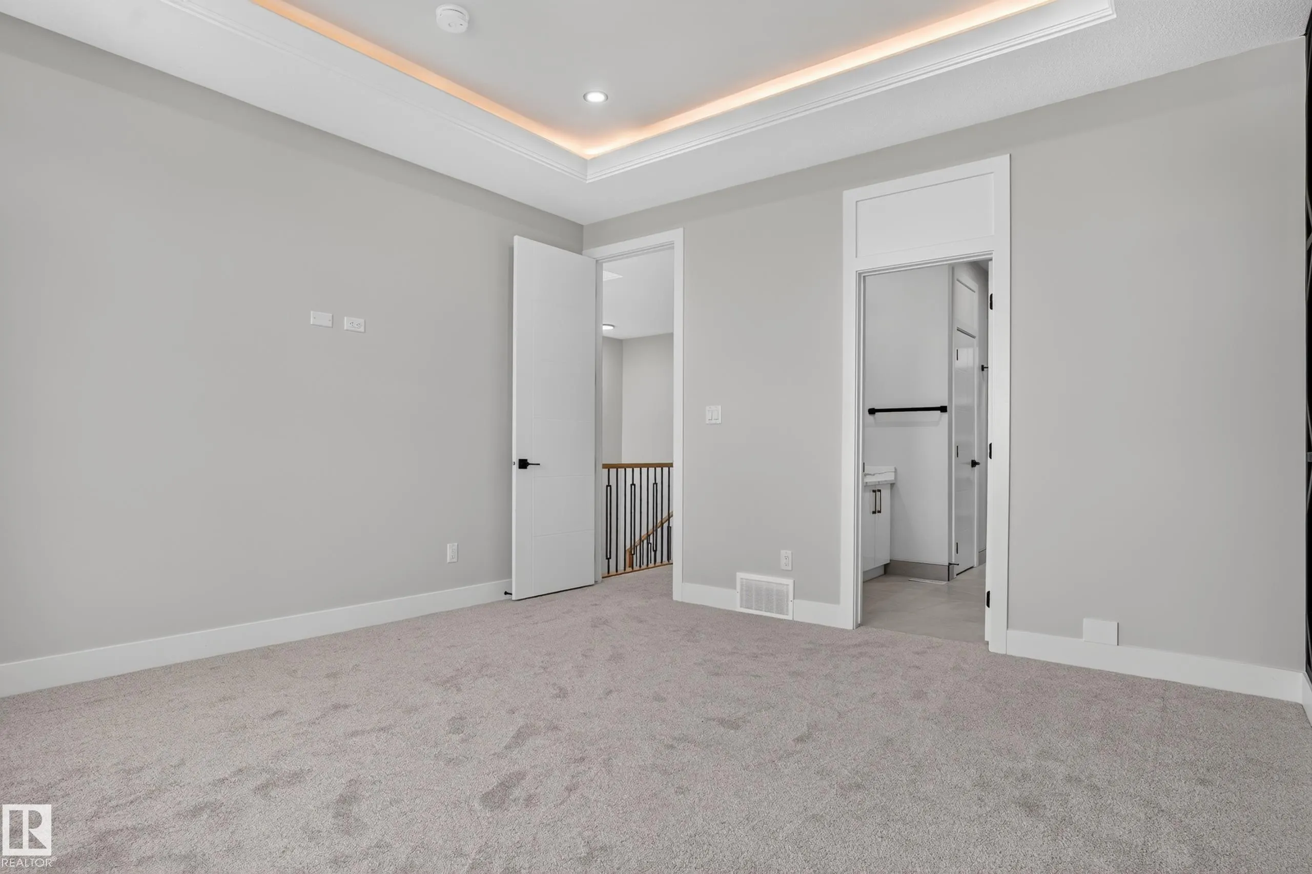 4274 Charles Close
