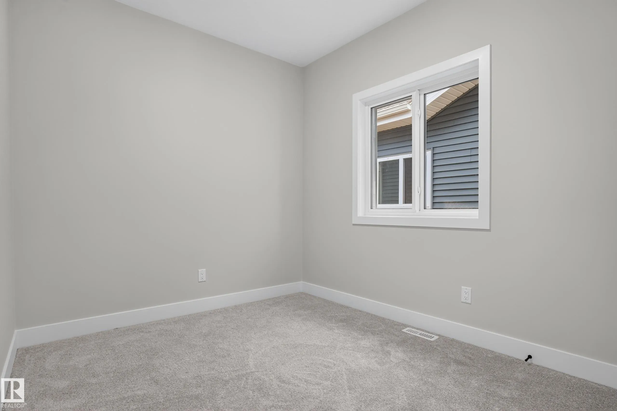 4274 Charles Close