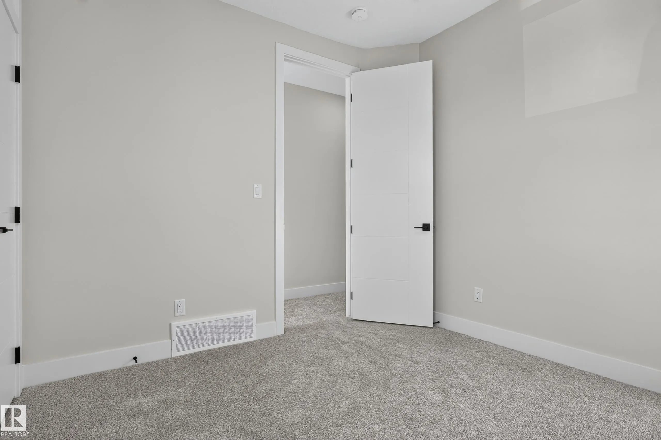 4274 Charles Close