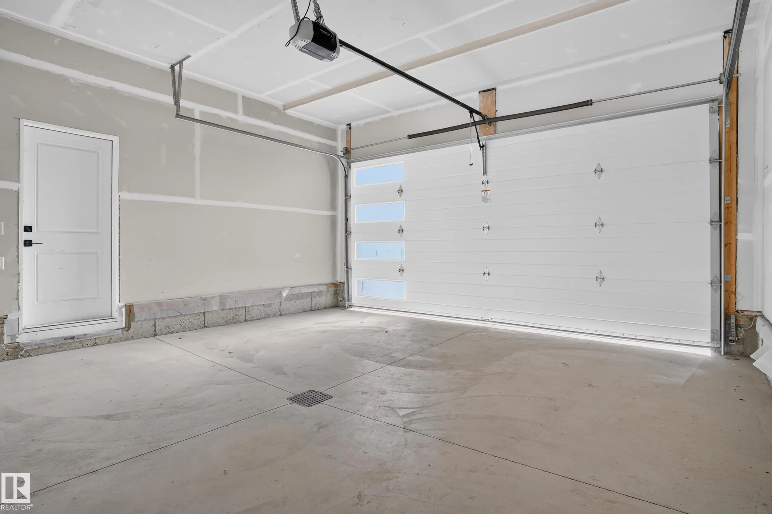 4274 Charles Close