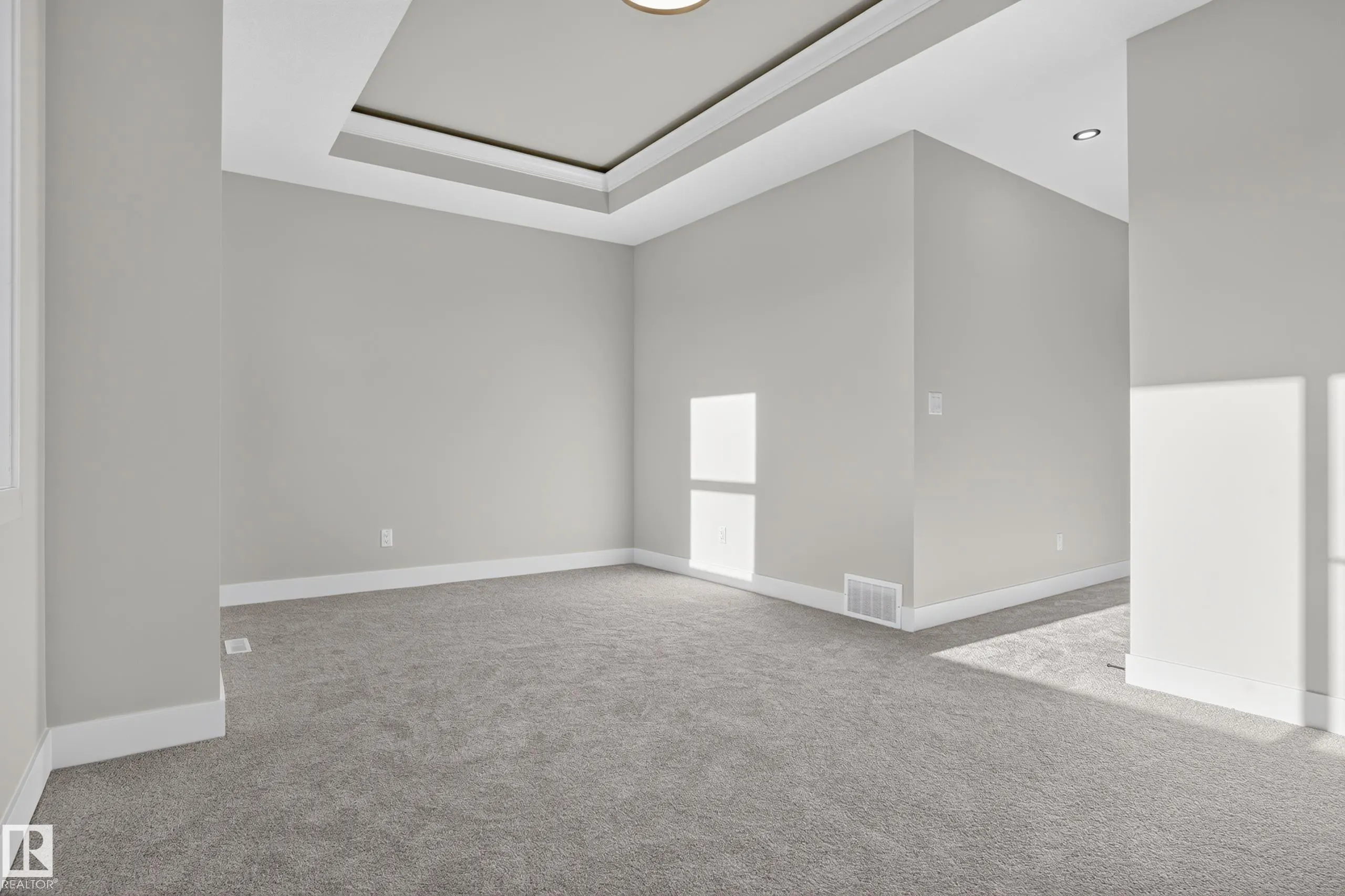 4274 Charles Close