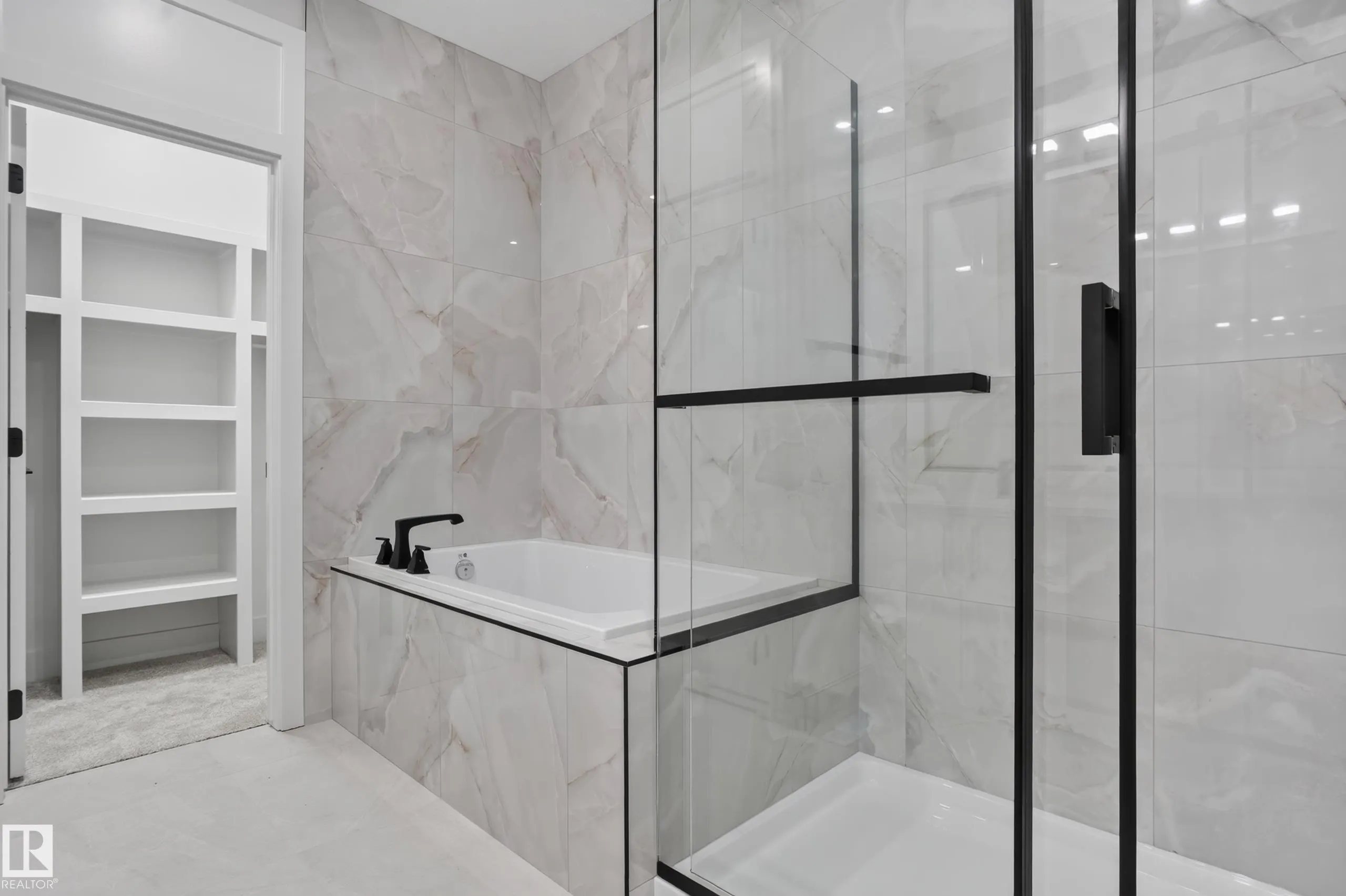 4274 Charles Close