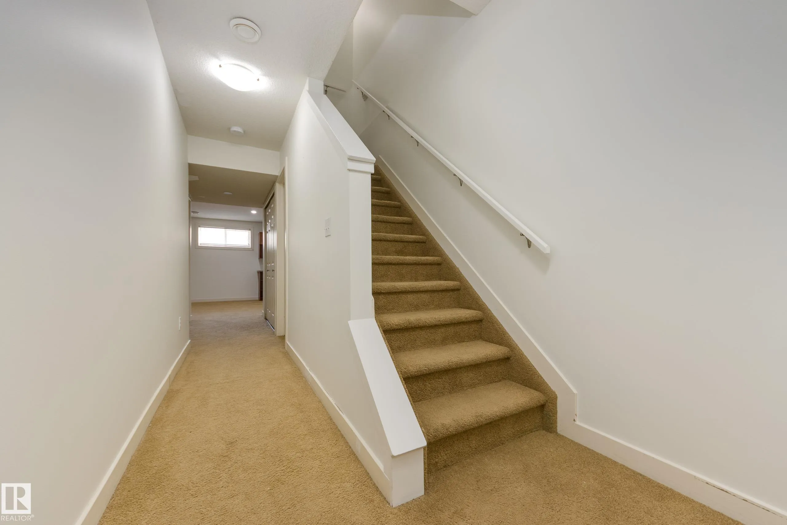 101 SANDSTONE Estates