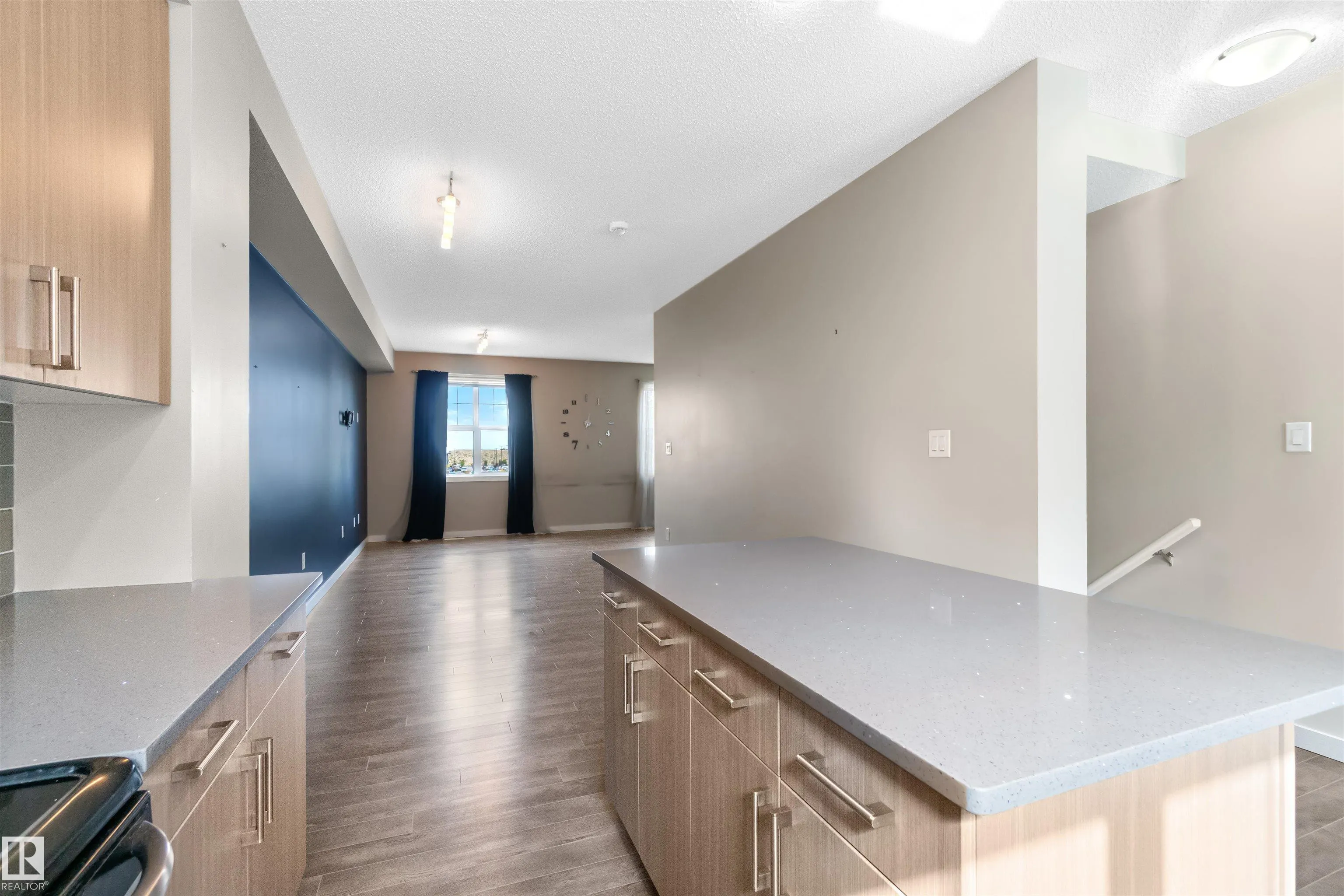 2803 JAMES MOWATT Trail
