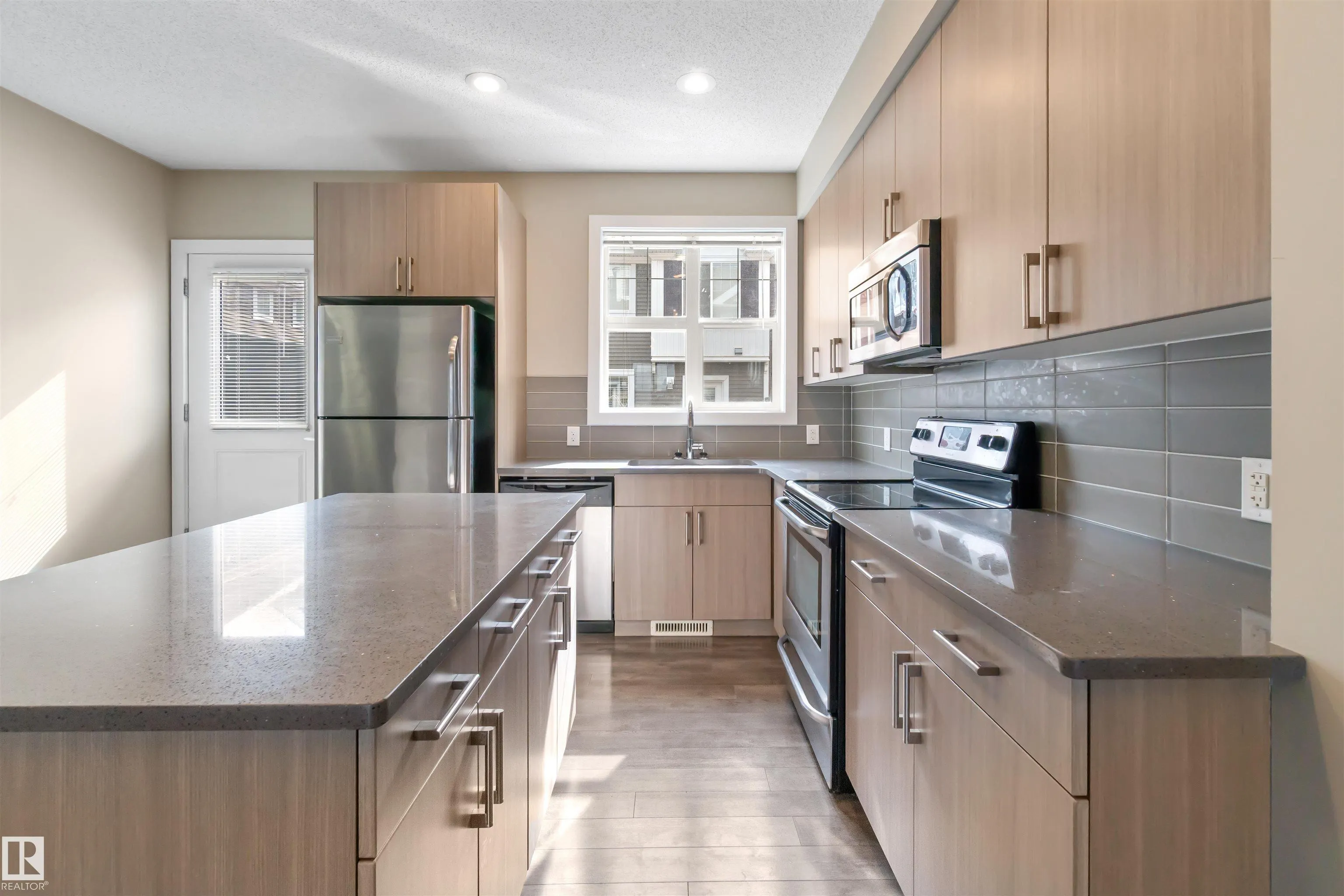 2803 JAMES MOWATT Trail