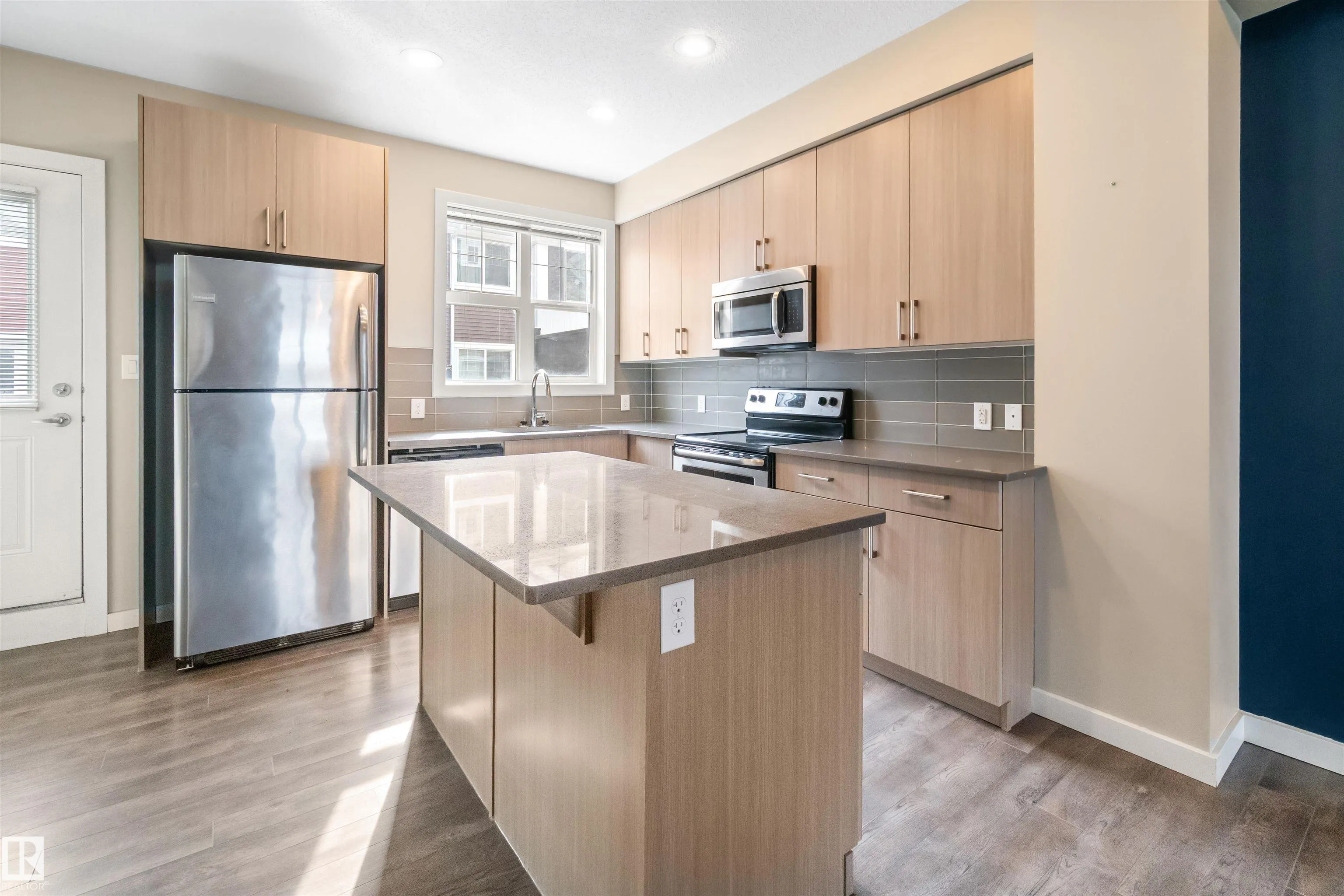 2803 JAMES MOWATT Trail