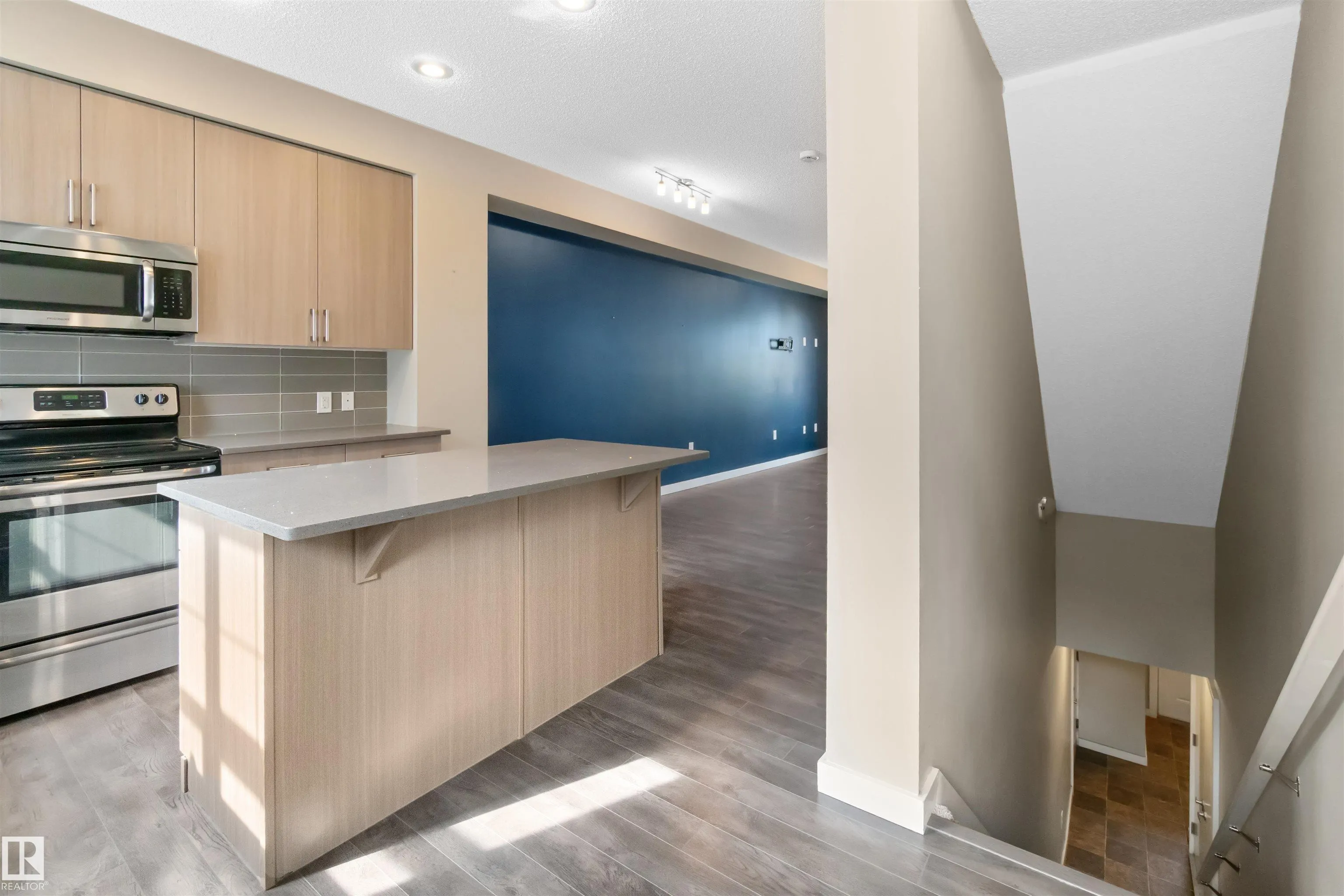 2803 JAMES MOWATT Trail