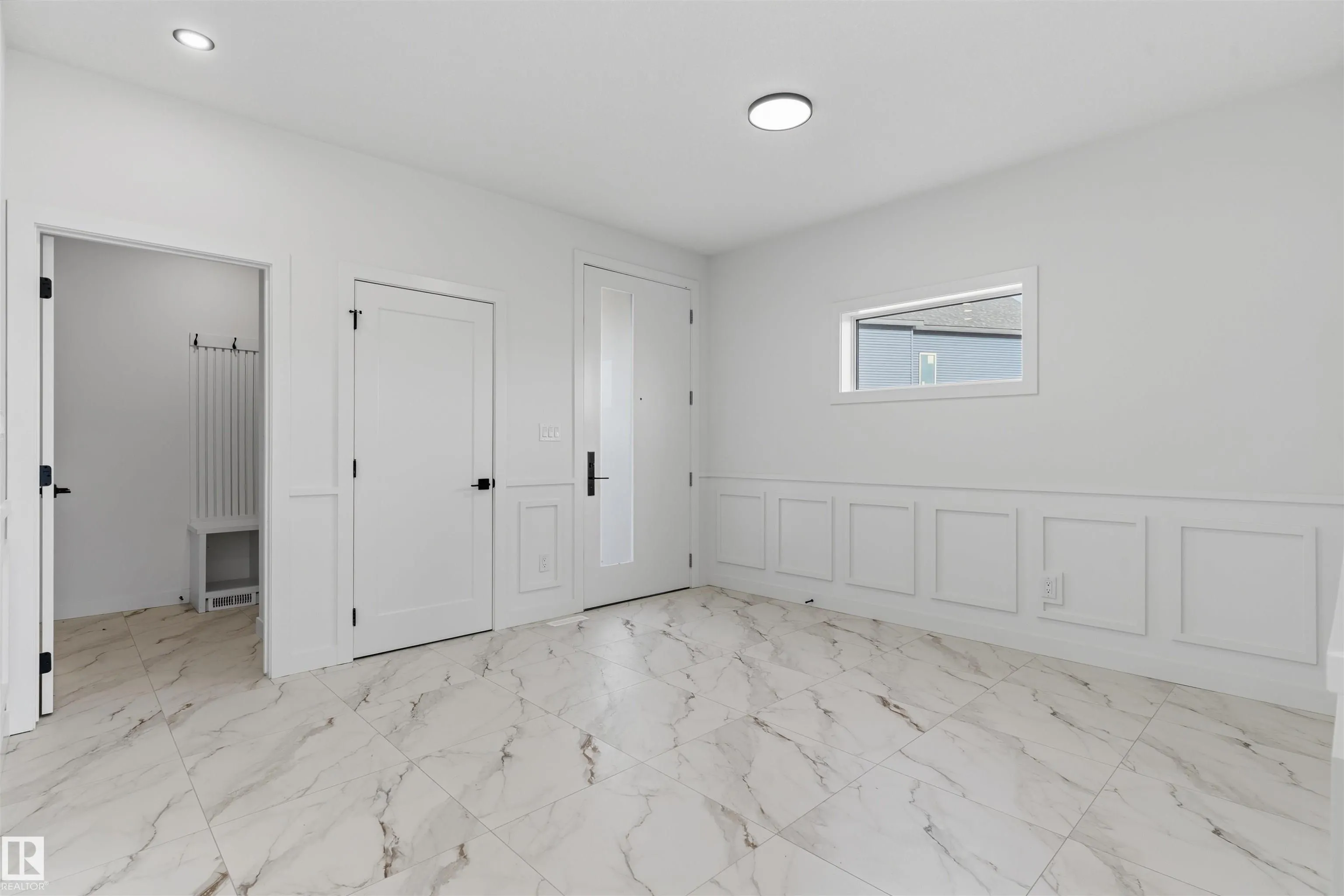 4282 Charles Close