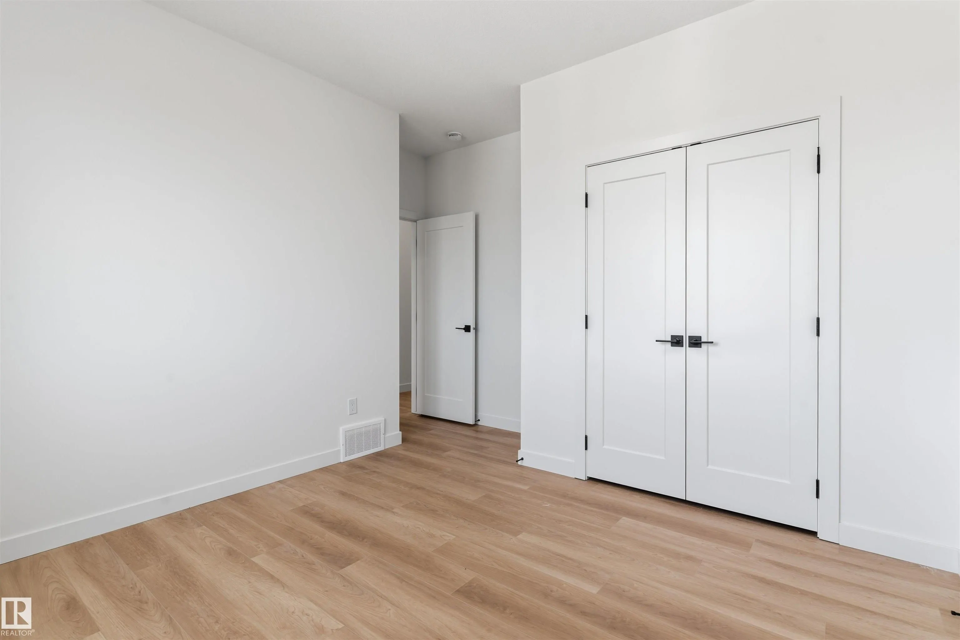 4282 Charles Close