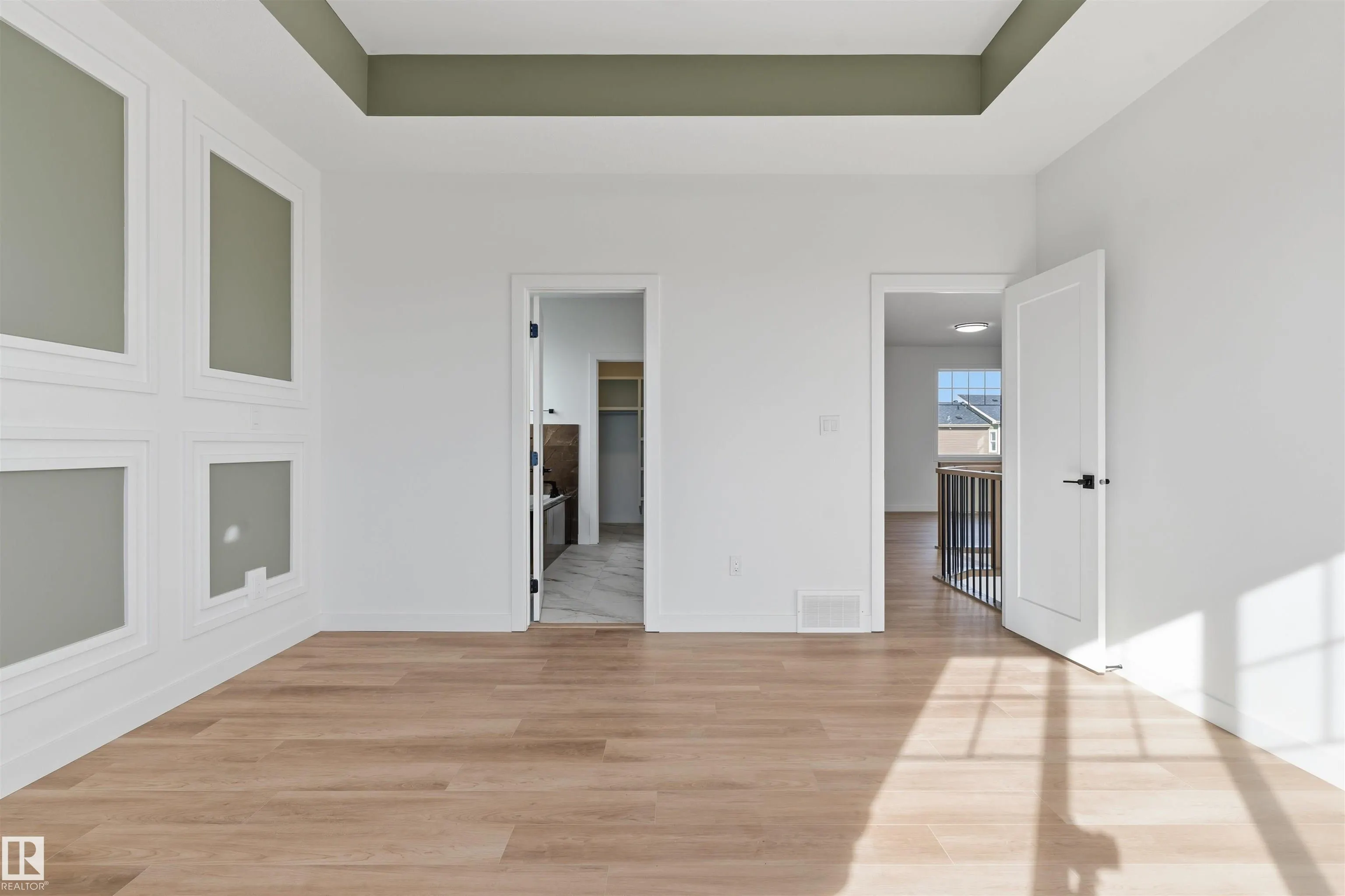 4282 Charles Close