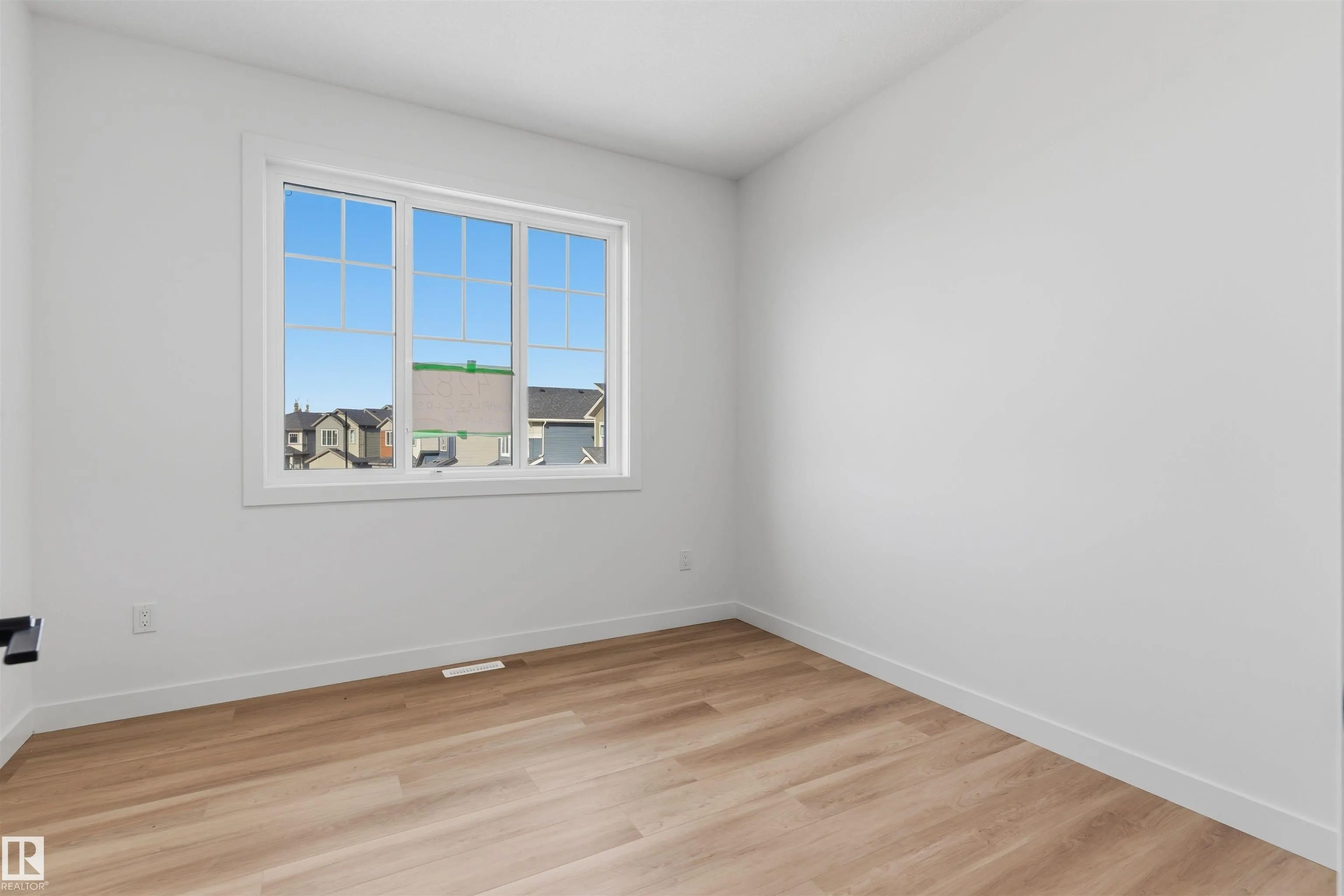 4282 Charles Close