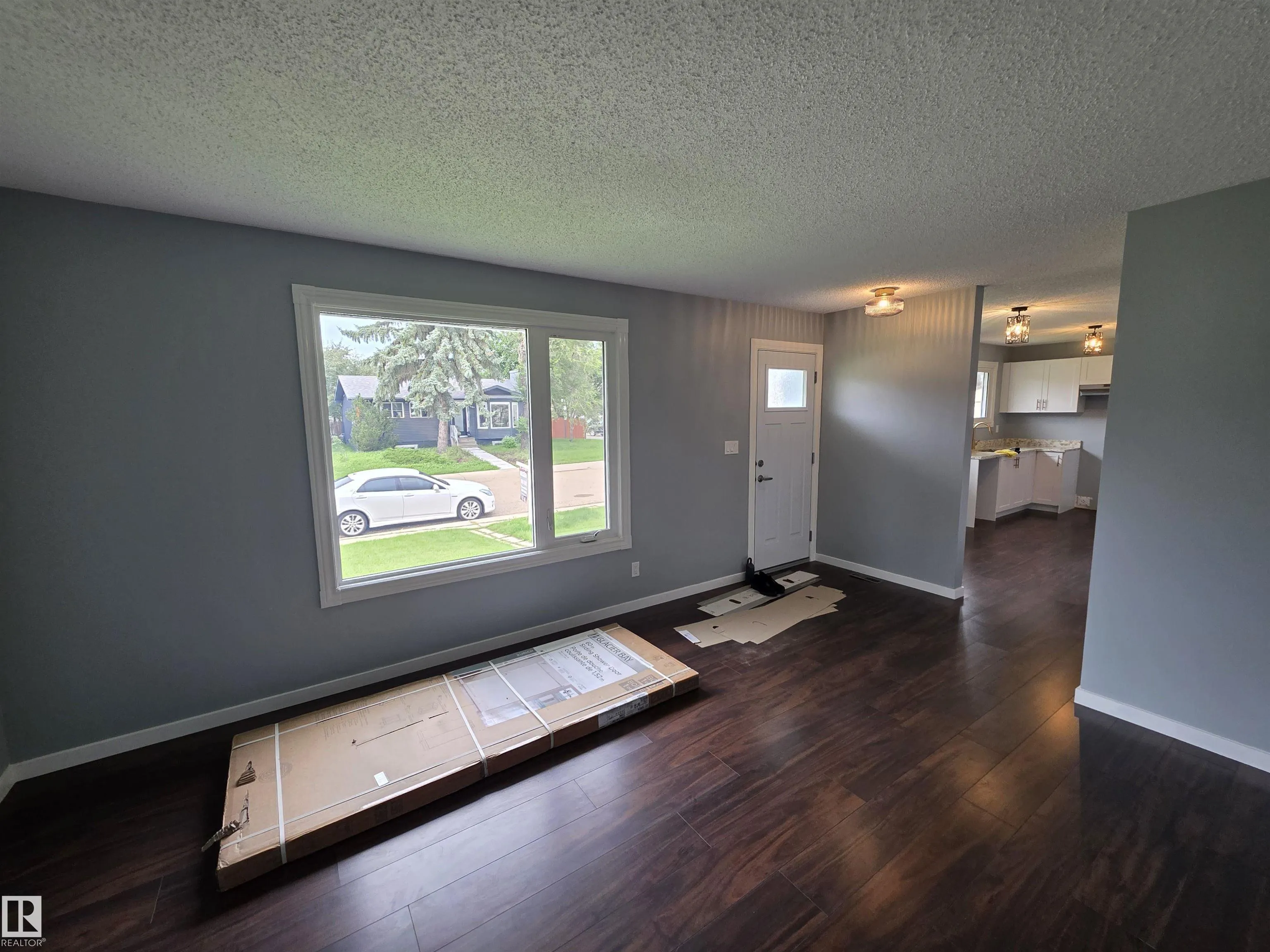 1907 145A Avenue