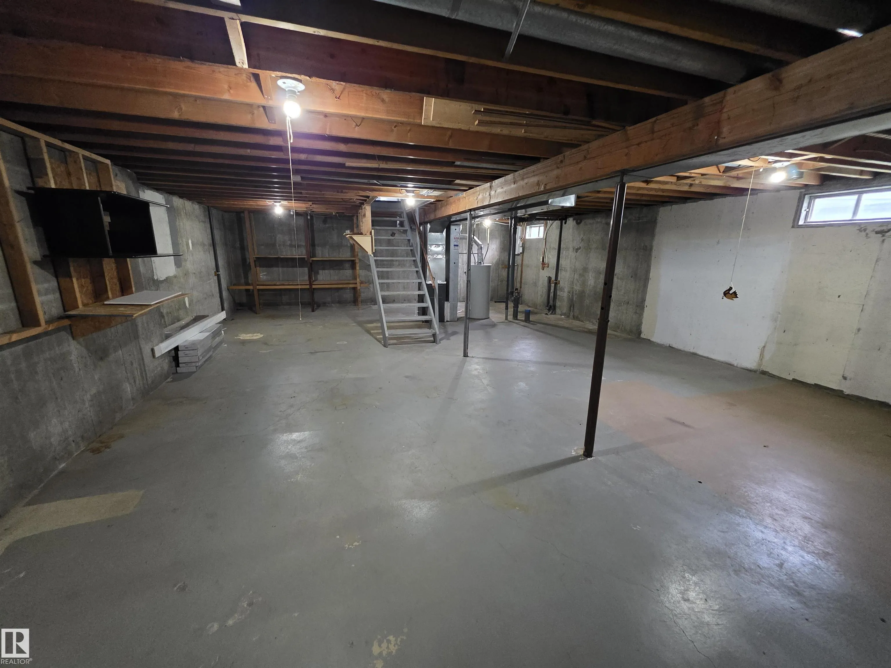 1907 145A Avenue