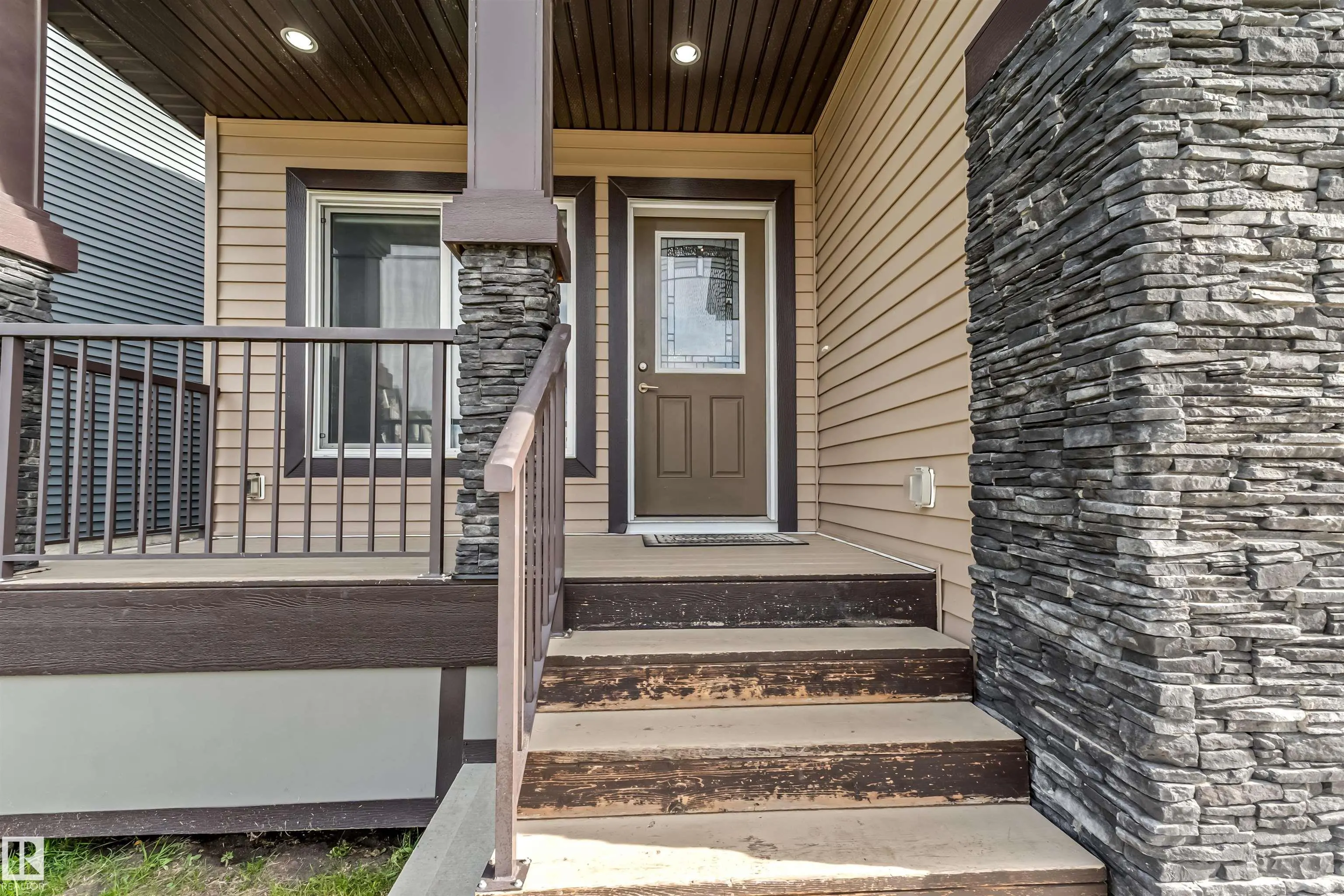 8607 MAYDAY Wynd